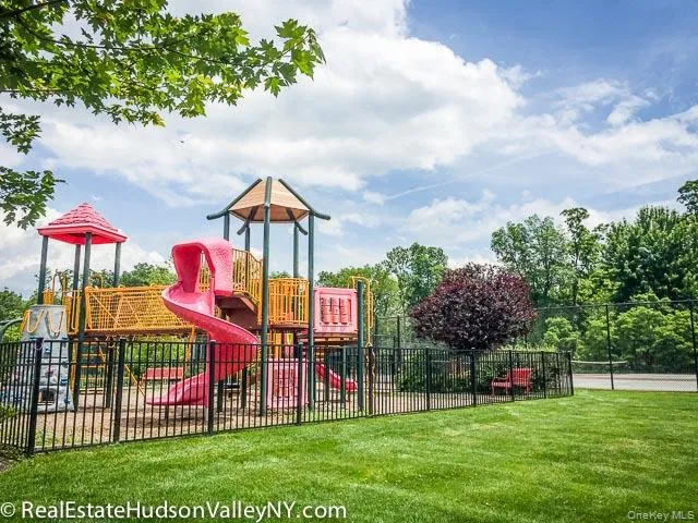 236 Buttonwood Way, East Fishkill, NY, 4 Bedrooms Bedrooms, 10 Rooms Rooms,2 BathroomsBathrooms,Residential,For Rent,Buttonwood,0,1023638 236 Buttonwood Way, East Fishkill, NY, 4 Bedrooms Bedrooms, 10 Rooms Rooms,2 BathroomsBathrooms,Residential,For Rent,Buttonwood,0,1023638
