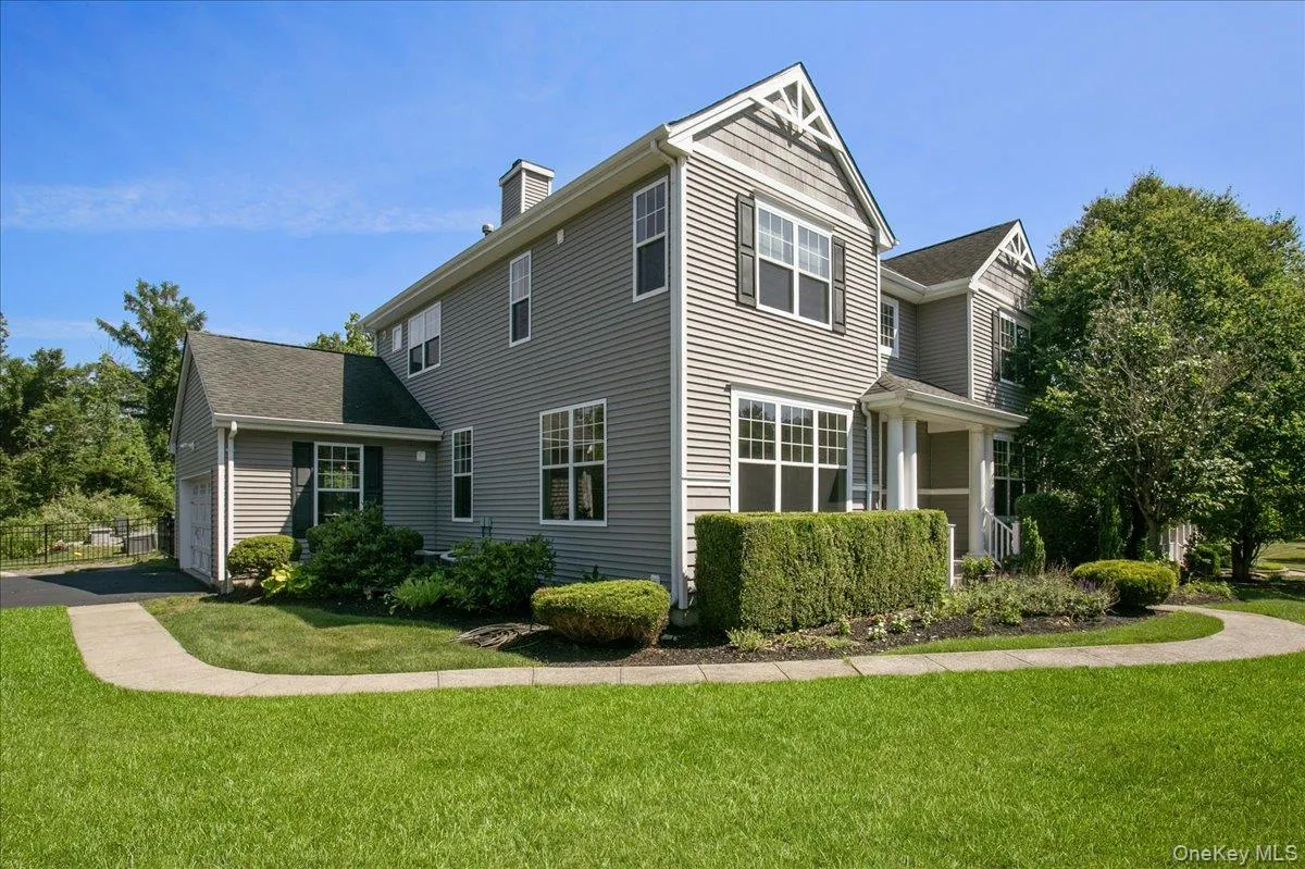 236 Buttonwood Way, East Fishkill, NY, 4 Bedrooms Bedrooms, 10 Rooms Rooms,2 BathroomsBathrooms,Residential,For Rent,Buttonwood,0,1023638 236 Buttonwood Way, East Fishkill, NY, 4 Bedrooms Bedrooms, 10 Rooms Rooms,2 BathroomsBathrooms,Residential,For Rent,Buttonwood,0,1023638