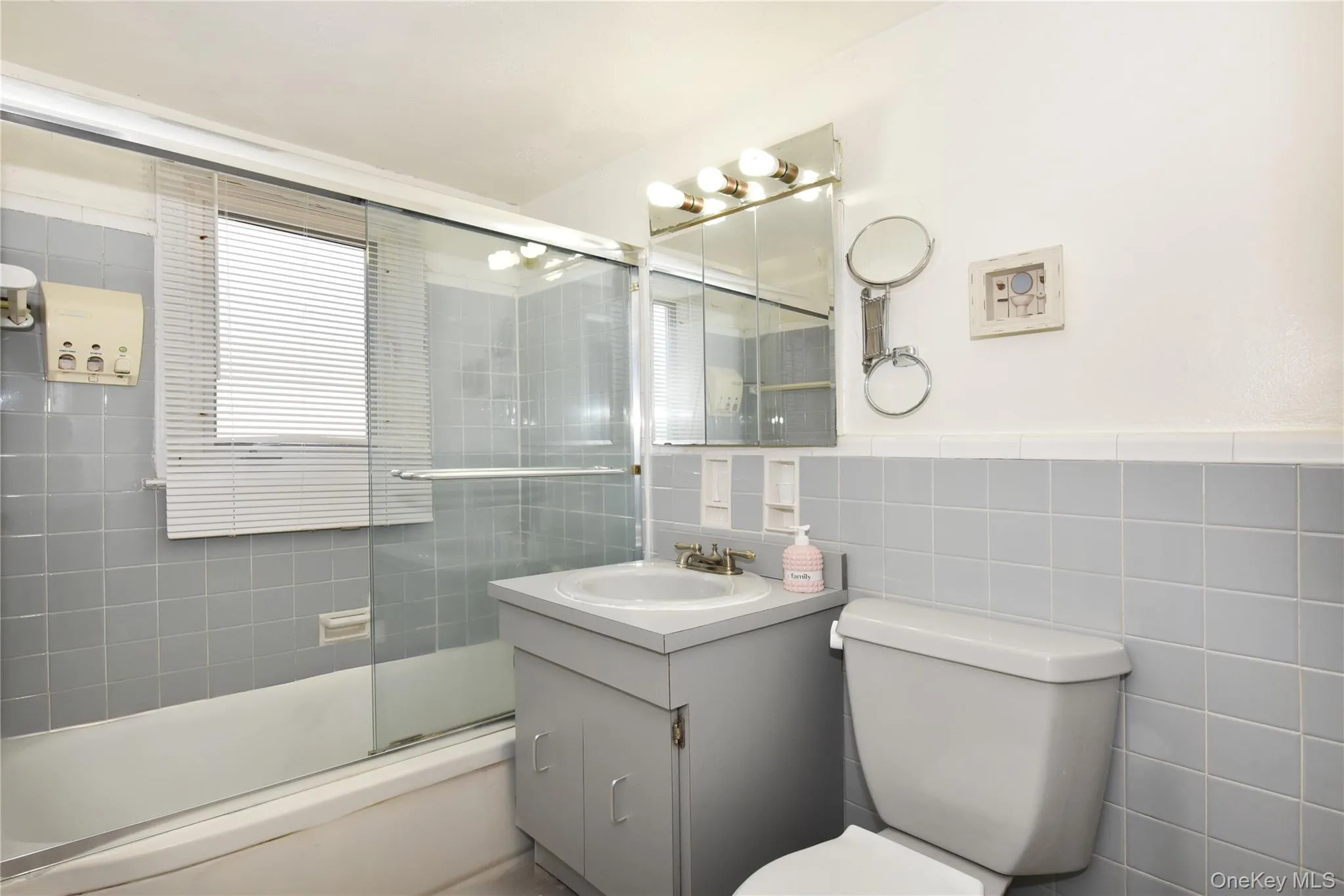 18418 69th Avenue, New York, NY, 4 Bedrooms Bedrooms, 8 Rooms Rooms,3 BathroomsBathrooms,Residential,For Rent,69th,0,1023644 18418 69th Avenue, New York, NY, 4 Bedrooms Bedrooms, 8 Rooms Rooms,3 BathroomsBathrooms,Residential,For Rent,69th,0,1023644