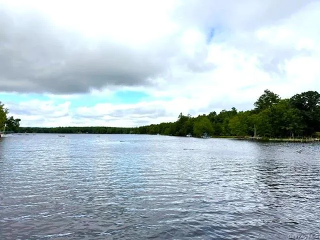 179 Mohican Trail, Lumberland, NY, 1 Bedroom Bedrooms, 4 Rooms Rooms,1 BathroomBathrooms,Residential,For Rent,Mohican,0,1023645 179 Mohican Trail, Lumberland, NY, 1 Bedroom Bedrooms, 4 Rooms Rooms,1 BathroomBathrooms,Residential,For Rent,Mohican,0,1023645