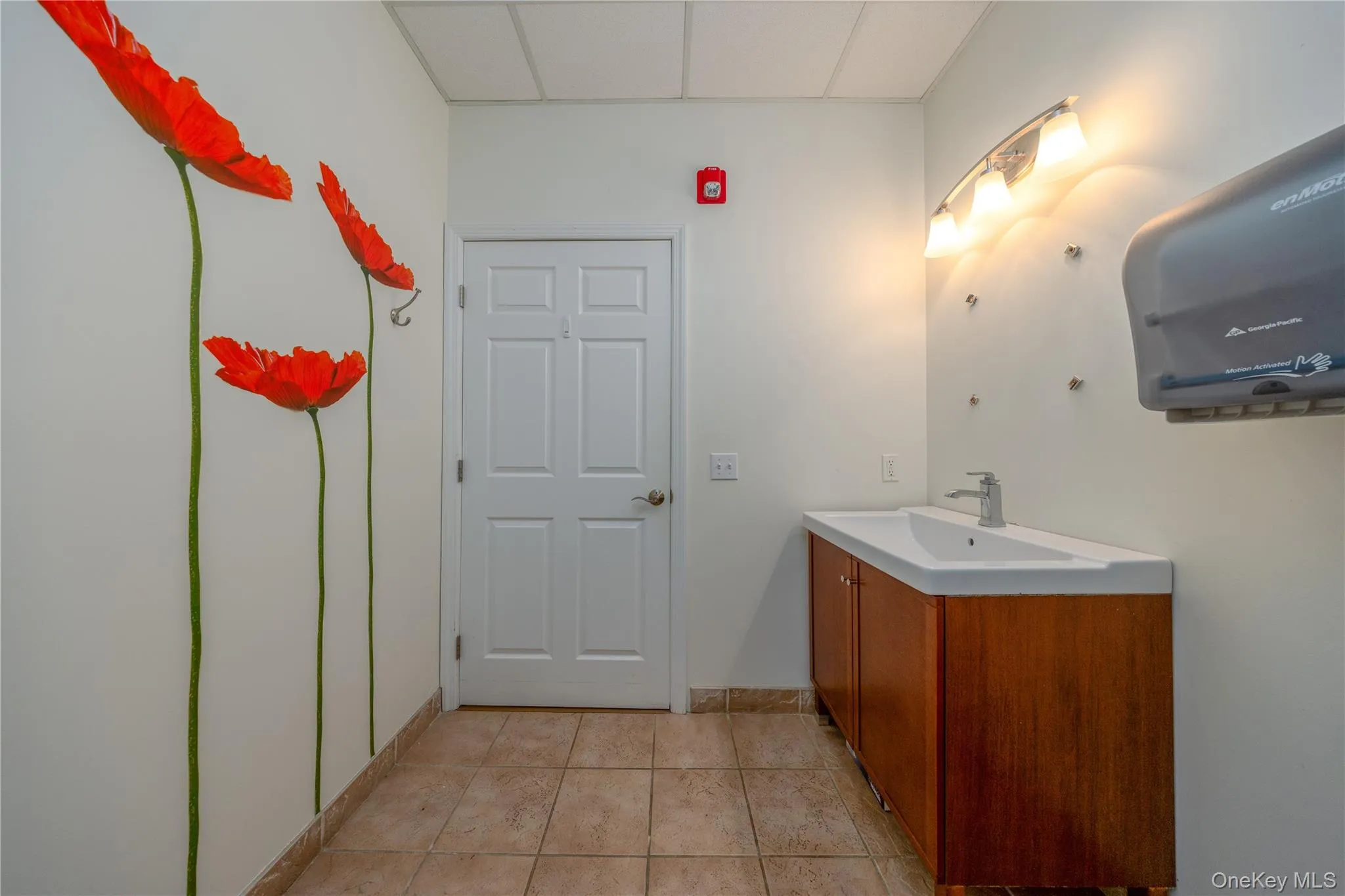 516 Route 303, Orangetown, NY, ,Commercial Lease,For Rent,Route 303,0,1023647 516 Route 303, Orangetown, NY, ,Commercial Lease,For Rent,Route 303,0,1023647