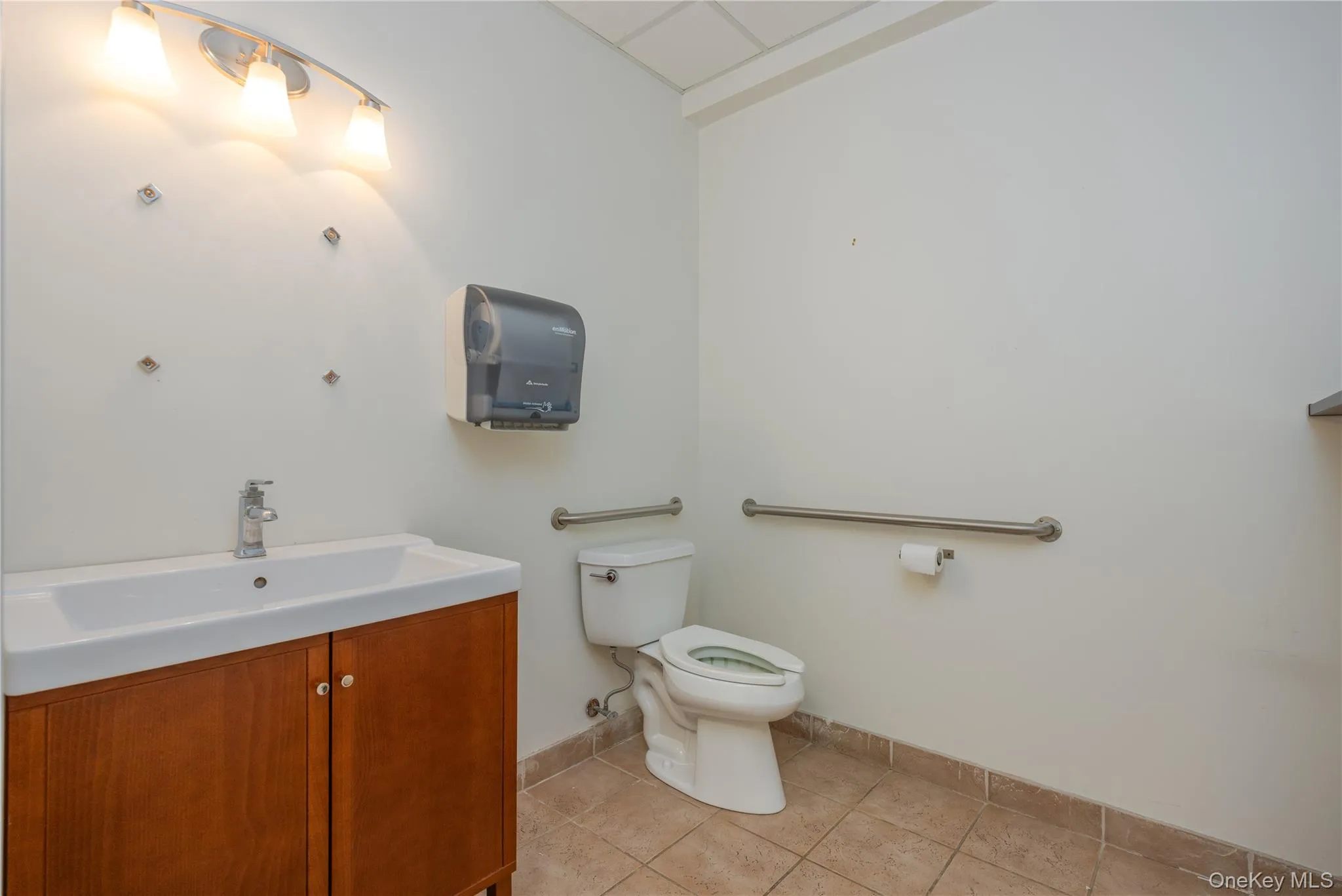 516 Route 303, Orangetown, NY, ,Commercial Lease,For Rent,Route 303,0,1023647 516 Route 303, Orangetown, NY, ,Commercial Lease,For Rent,Route 303,0,1023647