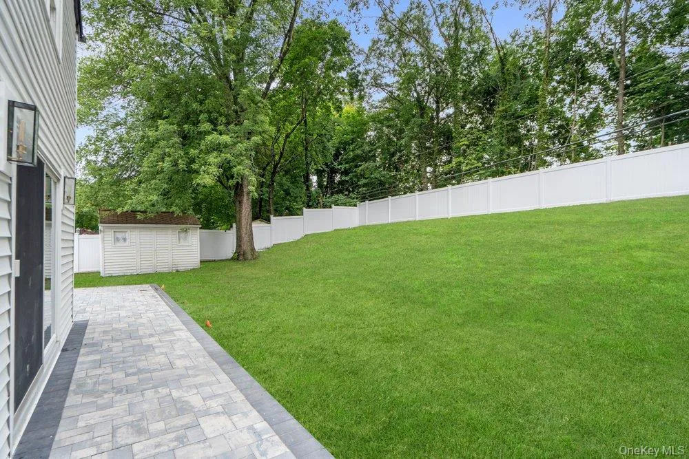 12 Park Drive, Oyster Bay, NY, 4 Bedrooms Bedrooms, 8 Rooms Rooms,2 BathroomsBathrooms,Residential,For Rent,Park,0,1023654 12 Park Drive, Oyster Bay, NY, 4 Bedrooms Bedrooms, 8 Rooms Rooms,2 BathroomsBathrooms,Residential,For Rent,Park,0,1023654