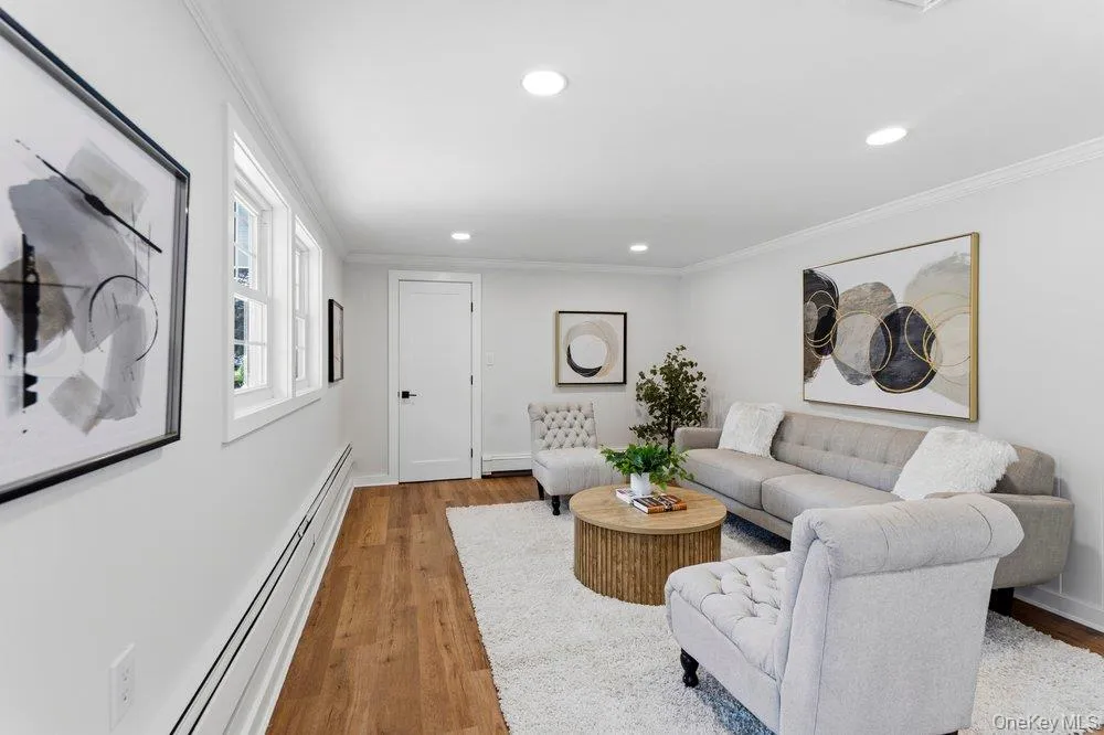 12 Park Drive, Oyster Bay, NY, 4 Bedrooms Bedrooms, 8 Rooms Rooms,2 BathroomsBathrooms,Residential,For Rent,Park,0,1023654 12 Park Drive, Oyster Bay, NY, 4 Bedrooms Bedrooms, 8 Rooms Rooms,2 BathroomsBathrooms,Residential,For Rent,Park,0,1023654