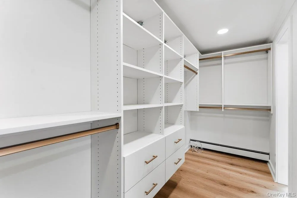 12 Park Drive, Oyster Bay, NY, 4 Bedrooms Bedrooms, 8 Rooms Rooms,2 BathroomsBathrooms,Residential,For Rent,Park,0,1023654 12 Park Drive, Oyster Bay, NY, 4 Bedrooms Bedrooms, 8 Rooms Rooms,2 BathroomsBathrooms,Residential,For Rent,Park,0,1023654