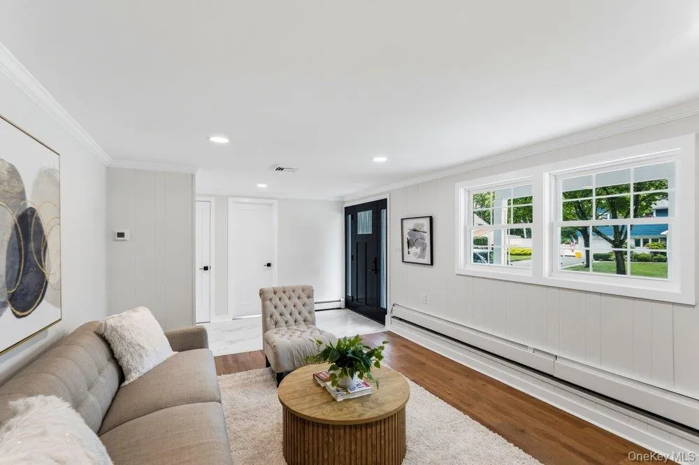 12 Park Drive, Oyster Bay, NY, 4 Bedrooms Bedrooms, 8 Rooms Rooms,2 BathroomsBathrooms,Residential,For Rent,Park,0,1023654 12 Park Drive, Oyster Bay, NY, 4 Bedrooms Bedrooms, 8 Rooms Rooms,2 BathroomsBathrooms,Residential,For Rent,Park,0,1023654