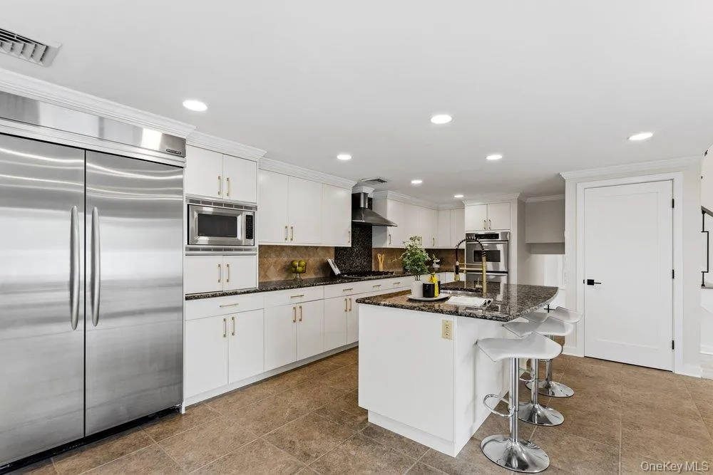 12 Park Drive, Oyster Bay, NY, 4 Bedrooms Bedrooms, 8 Rooms Rooms,2 BathroomsBathrooms,Residential,For Rent,Park,0,1023654 12 Park Drive, Oyster Bay, NY, 4 Bedrooms Bedrooms, 8 Rooms Rooms,2 BathroomsBathrooms,Residential,For Rent,Park,0,1023654