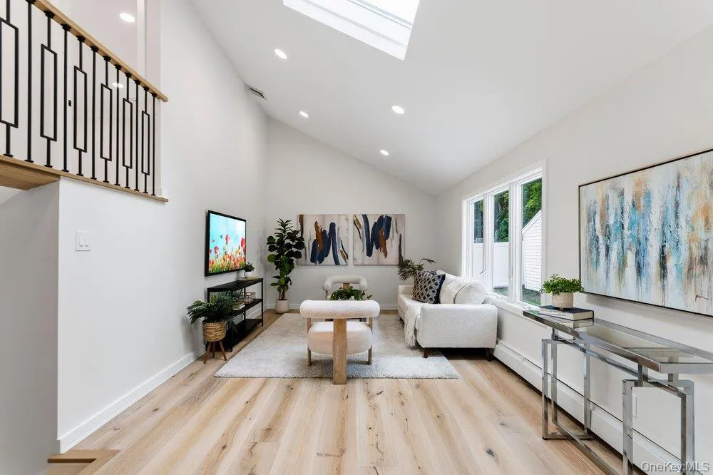 12 Park Drive, Oyster Bay, NY, 4 Bedrooms Bedrooms, 8 Rooms Rooms,2 BathroomsBathrooms,Residential,For Rent,Park,0,1023654 12 Park Drive, Oyster Bay, NY, 4 Bedrooms Bedrooms, 8 Rooms Rooms,2 BathroomsBathrooms,Residential,For Rent,Park,0,1023654