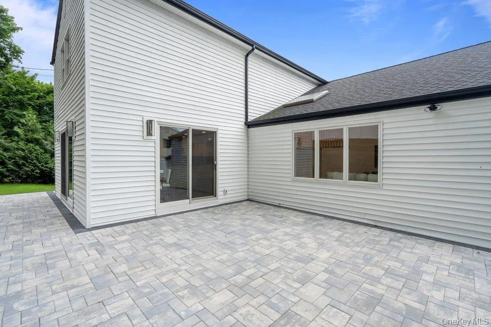 12 Park Drive, Oyster Bay, NY, 4 Bedrooms Bedrooms, 8 Rooms Rooms,2 BathroomsBathrooms,Residential,For Rent,Park,0,1023654 12 Park Drive, Oyster Bay, NY, 4 Bedrooms Bedrooms, 8 Rooms Rooms,2 BathroomsBathrooms,Residential,For Rent,Park,0,1023654
