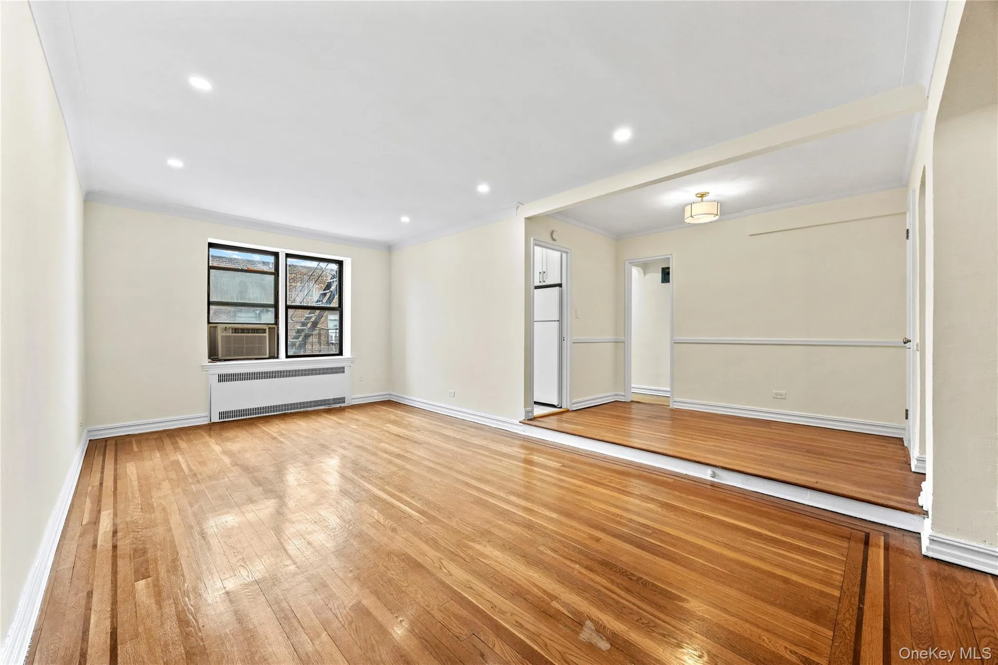 35-35 75th Street, New York, NY, 2 Rooms Rooms,1 BathroomBathrooms,Residential,For Rent,75th,0,1023656 35-35 75th Street, New York, NY, 2 Rooms Rooms,1 BathroomBathrooms,Residential,For Rent,75th,0,1023656