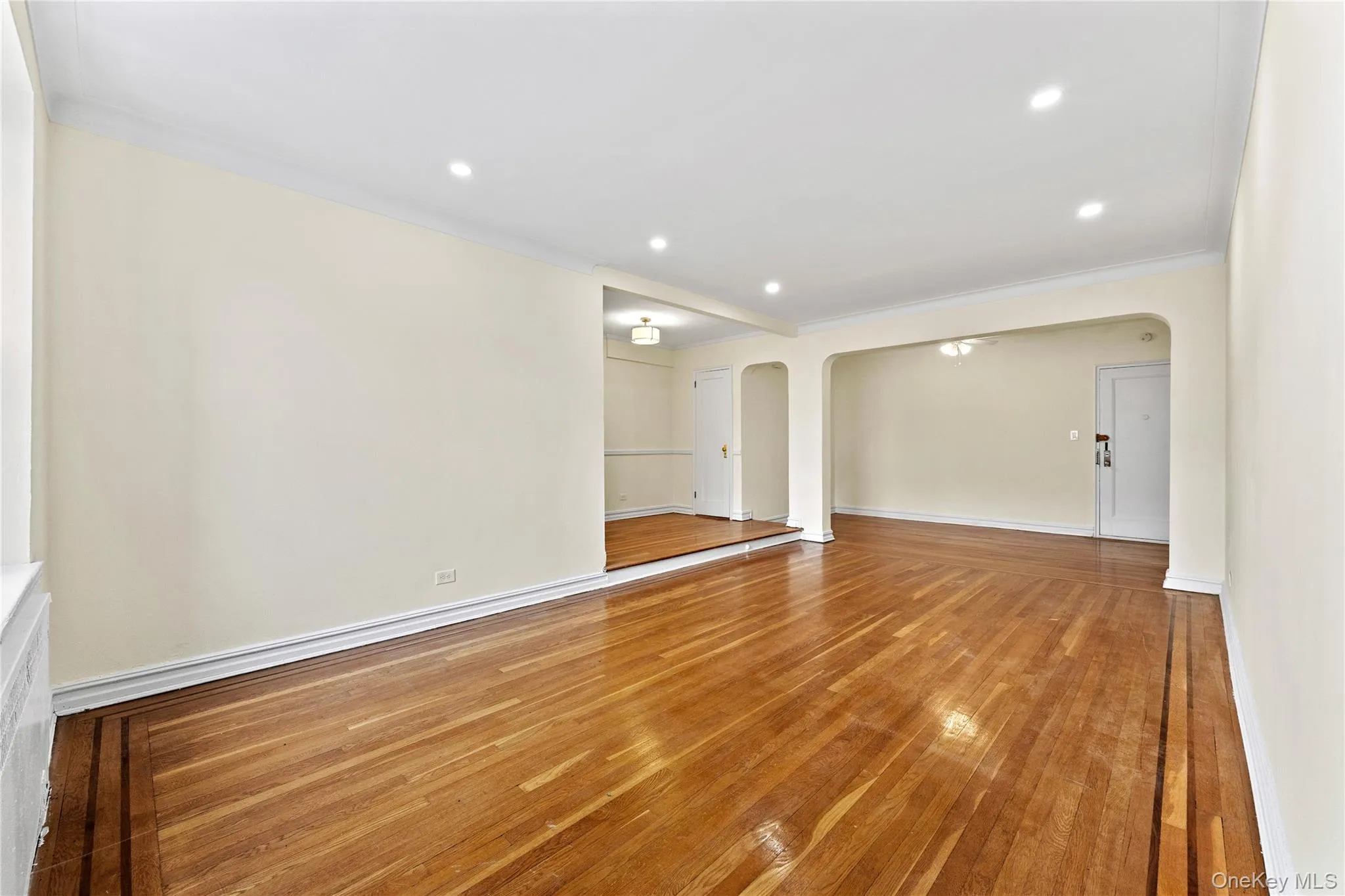 35-35 75th Street, New York, NY, 2 Rooms Rooms,1 BathroomBathrooms,Residential,For Rent,75th,0,1023656 35-35 75th Street, New York, NY, 2 Rooms Rooms,1 BathroomBathrooms,Residential,For Rent,75th,0,1023656