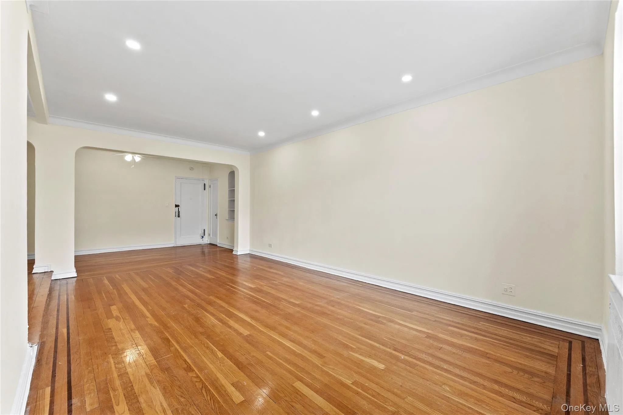 35-35 75th Street, New York, NY, 2 Rooms Rooms,1 BathroomBathrooms,Residential,For Rent,75th,0,1023656 35-35 75th Street, New York, NY, 2 Rooms Rooms,1 BathroomBathrooms,Residential,For Rent,75th,0,1023656