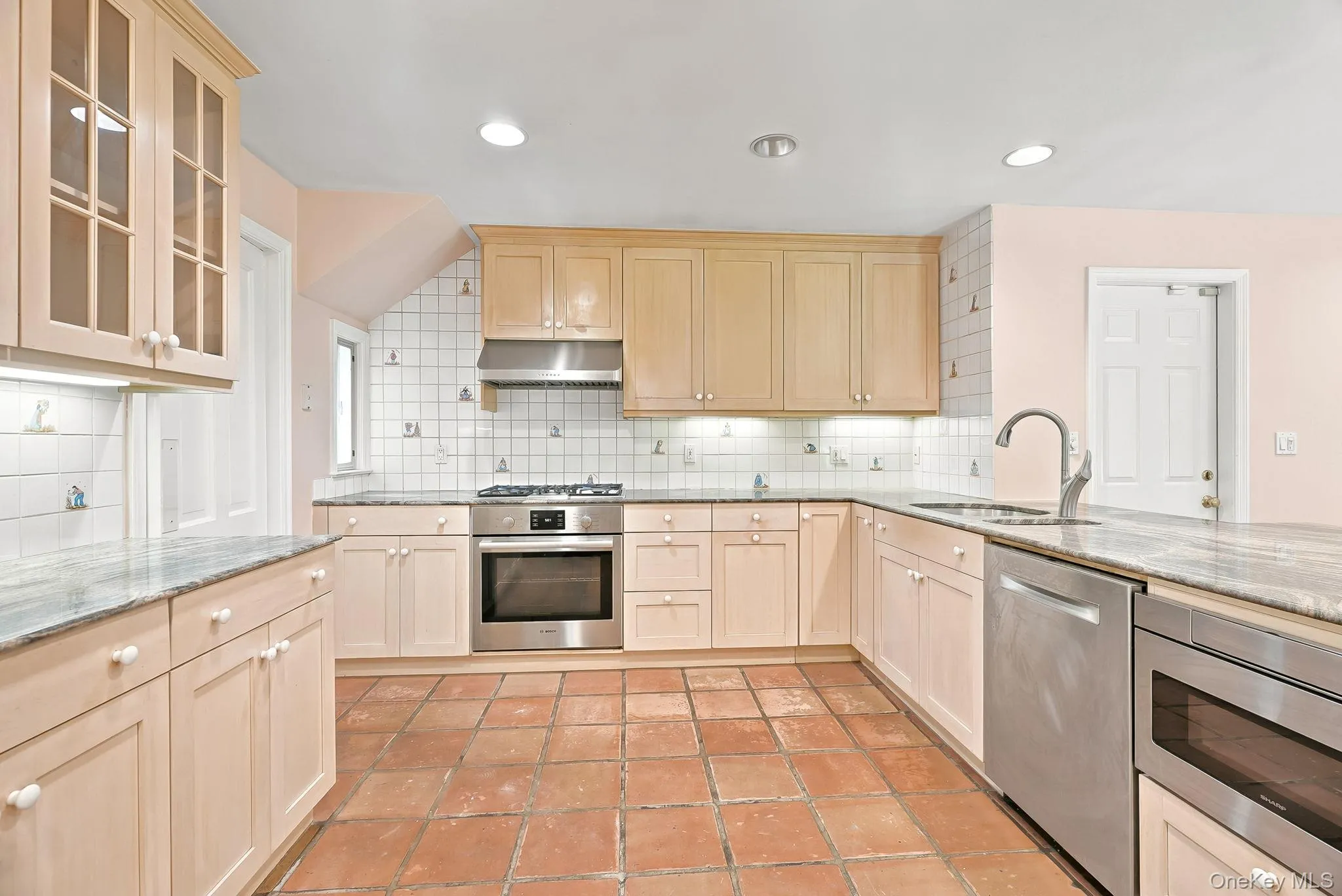 1 Sheridan Road, Greenburgh, NY, 4 Bedrooms Bedrooms, 9 Rooms Rooms,3 BathroomsBathrooms,Residential,For Rent,Sheridan,0,1023660 1 Sheridan Road, Greenburgh, NY, 4 Bedrooms Bedrooms, 9 Rooms Rooms,3 BathroomsBathrooms,Residential,For Rent,Sheridan,0,1023660