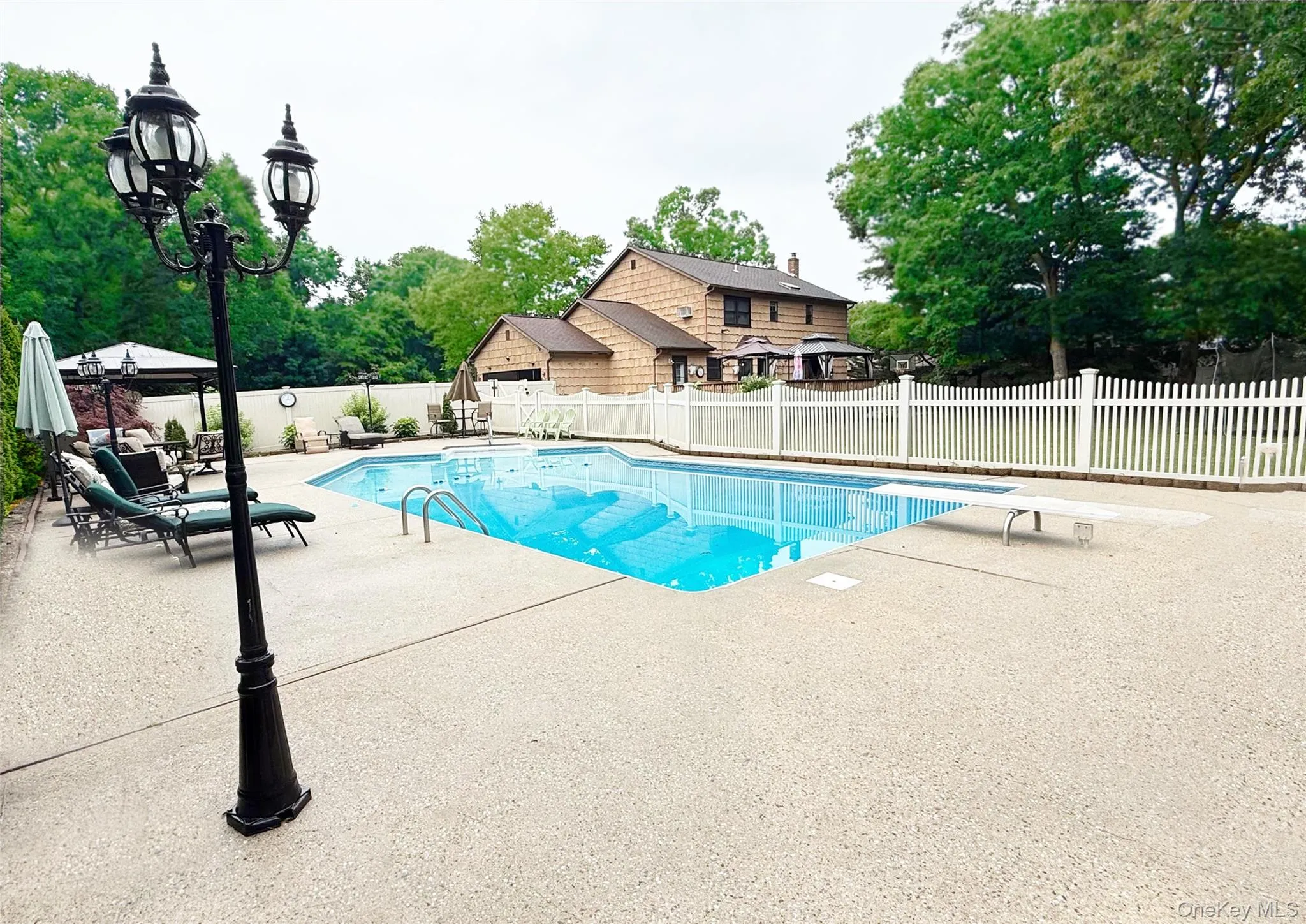 4 John Vincent Court, Brookhaven, NY, 4 Bedrooms Bedrooms, 8 Rooms Rooms,2 BathroomsBathrooms,Residential,For Rent,John Vincent,0,1023663 4 John Vincent Court, Brookhaven, NY, 4 Bedrooms Bedrooms, 8 Rooms Rooms,2 BathroomsBathrooms,Residential,For Rent,John Vincent,0,1023663