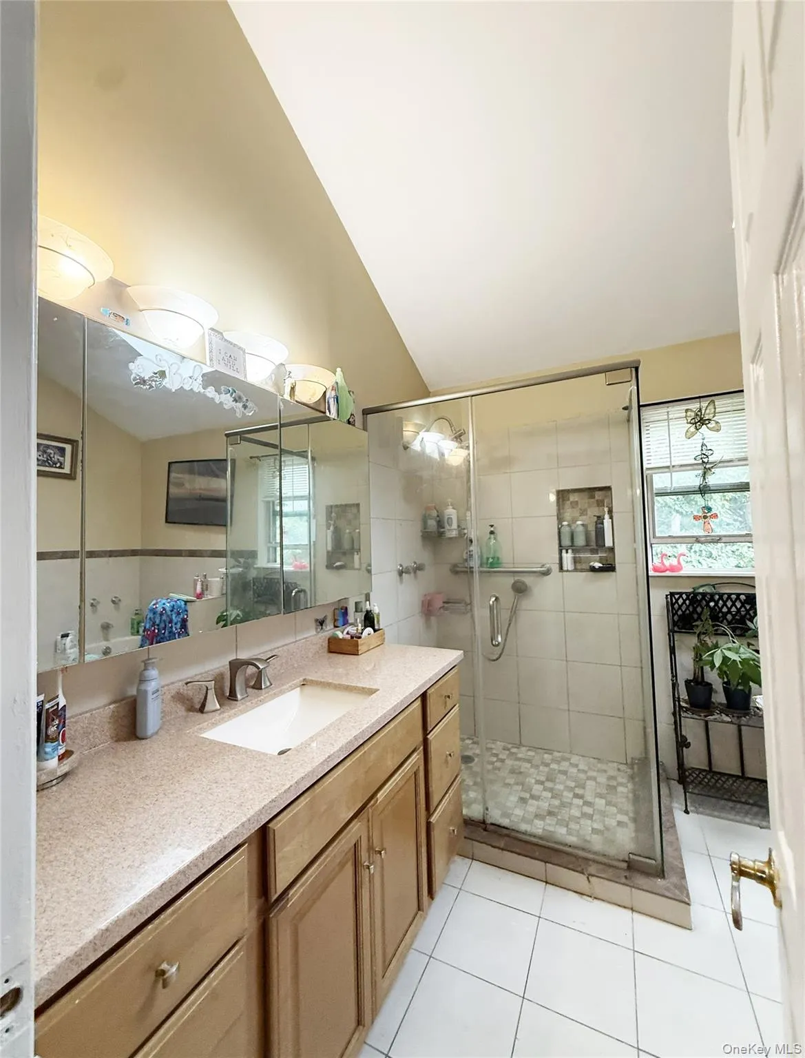 4 John Vincent Court, Brookhaven, NY, 4 Bedrooms Bedrooms, 8 Rooms Rooms,2 BathroomsBathrooms,Residential,For Rent,John Vincent,0,1023663 4 John Vincent Court, Brookhaven, NY, 4 Bedrooms Bedrooms, 8 Rooms Rooms,2 BathroomsBathrooms,Residential,For Rent,John Vincent,0,1023663