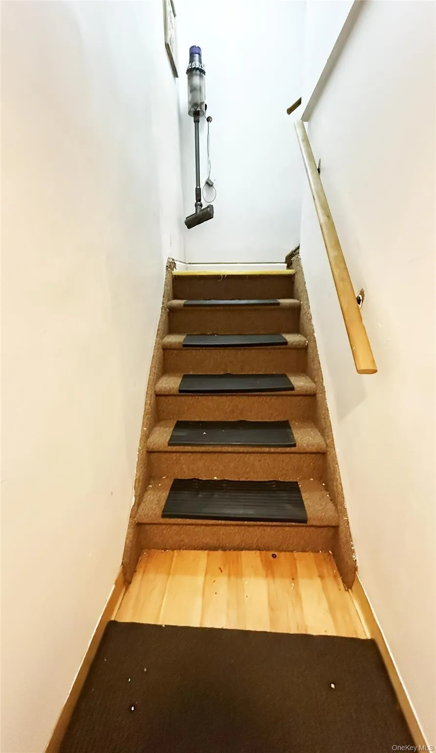 4 John Vincent Court, Brookhaven, NY, 4 Bedrooms Bedrooms, 8 Rooms Rooms,2 BathroomsBathrooms,Residential,For Rent,John Vincent,0,1023663 4 John Vincent Court, Brookhaven, NY, 4 Bedrooms Bedrooms, 8 Rooms Rooms,2 BathroomsBathrooms,Residential,For Rent,John Vincent,0,1023663