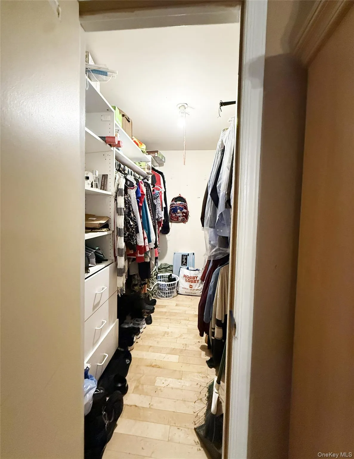 4 John Vincent Court, Brookhaven, NY, 4 Bedrooms Bedrooms, 8 Rooms Rooms,2 BathroomsBathrooms,Residential,For Rent,John Vincent,0,1023663 4 John Vincent Court, Brookhaven, NY, 4 Bedrooms Bedrooms, 8 Rooms Rooms,2 BathroomsBathrooms,Residential,For Rent,John Vincent,0,1023663