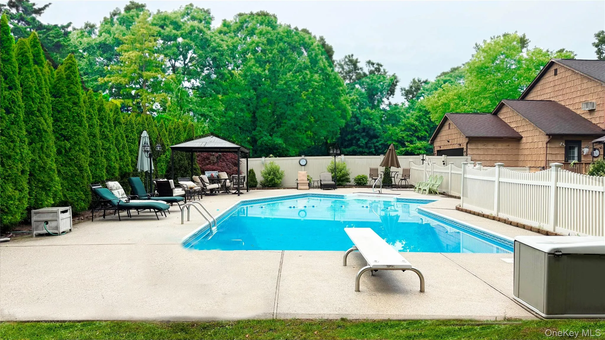 4 John Vincent Court, Brookhaven, NY, 4 Bedrooms Bedrooms, 8 Rooms Rooms,2 BathroomsBathrooms,Residential,For Rent,John Vincent,0,1023663 4 John Vincent Court, Brookhaven, NY, 4 Bedrooms Bedrooms, 8 Rooms Rooms,2 BathroomsBathrooms,Residential,For Rent,John Vincent,0,1023663