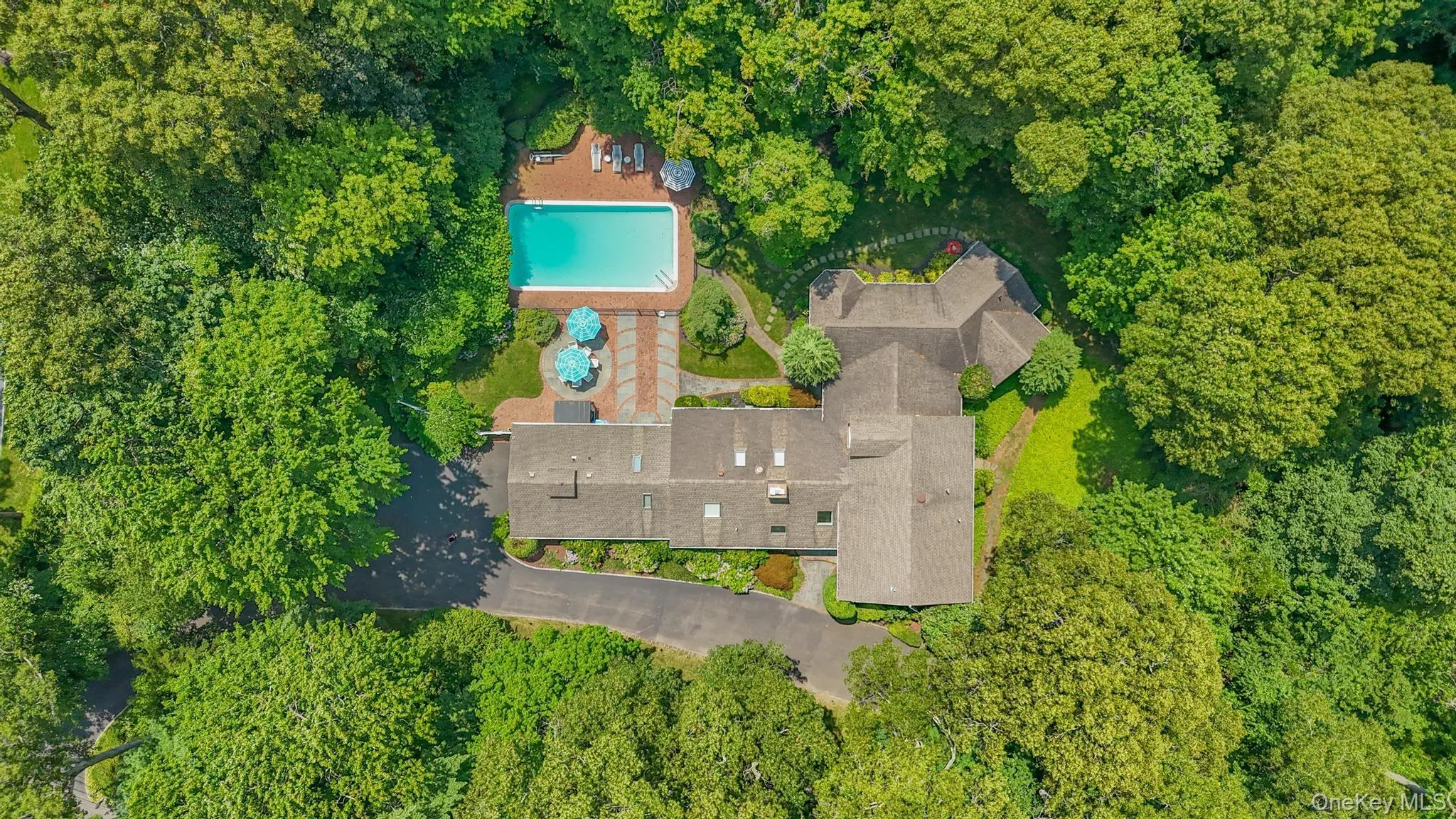 15 Tappentown Lane, Oyster Bay, NY, 7 Bedrooms Bedrooms, 12 Rooms Rooms,4 BathroomsBathrooms,Residential,For Rent,Tappentown,0,1023664 15 Tappentown Lane, Oyster Bay, NY, 7 Bedrooms Bedrooms, 12 Rooms Rooms,4 BathroomsBathrooms,Residential,For Rent,Tappentown,0,1023664