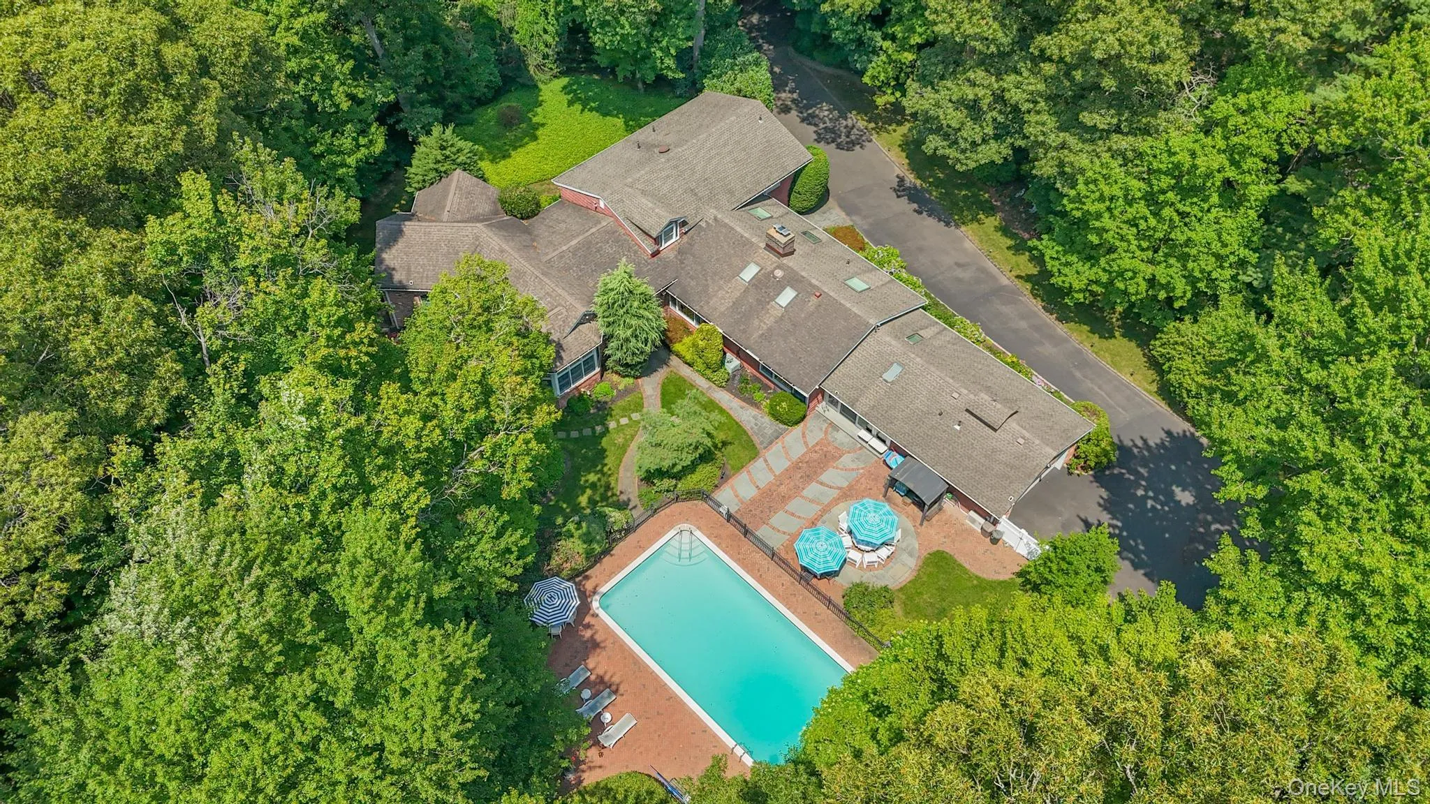 15 Tappentown Lane, Oyster Bay, NY, 7 Bedrooms Bedrooms, 12 Rooms Rooms,4 BathroomsBathrooms,Residential,For Rent,Tappentown,0,1023664 15 Tappentown Lane, Oyster Bay, NY, 7 Bedrooms Bedrooms, 12 Rooms Rooms,4 BathroomsBathrooms,Residential,For Rent,Tappentown,0,1023664