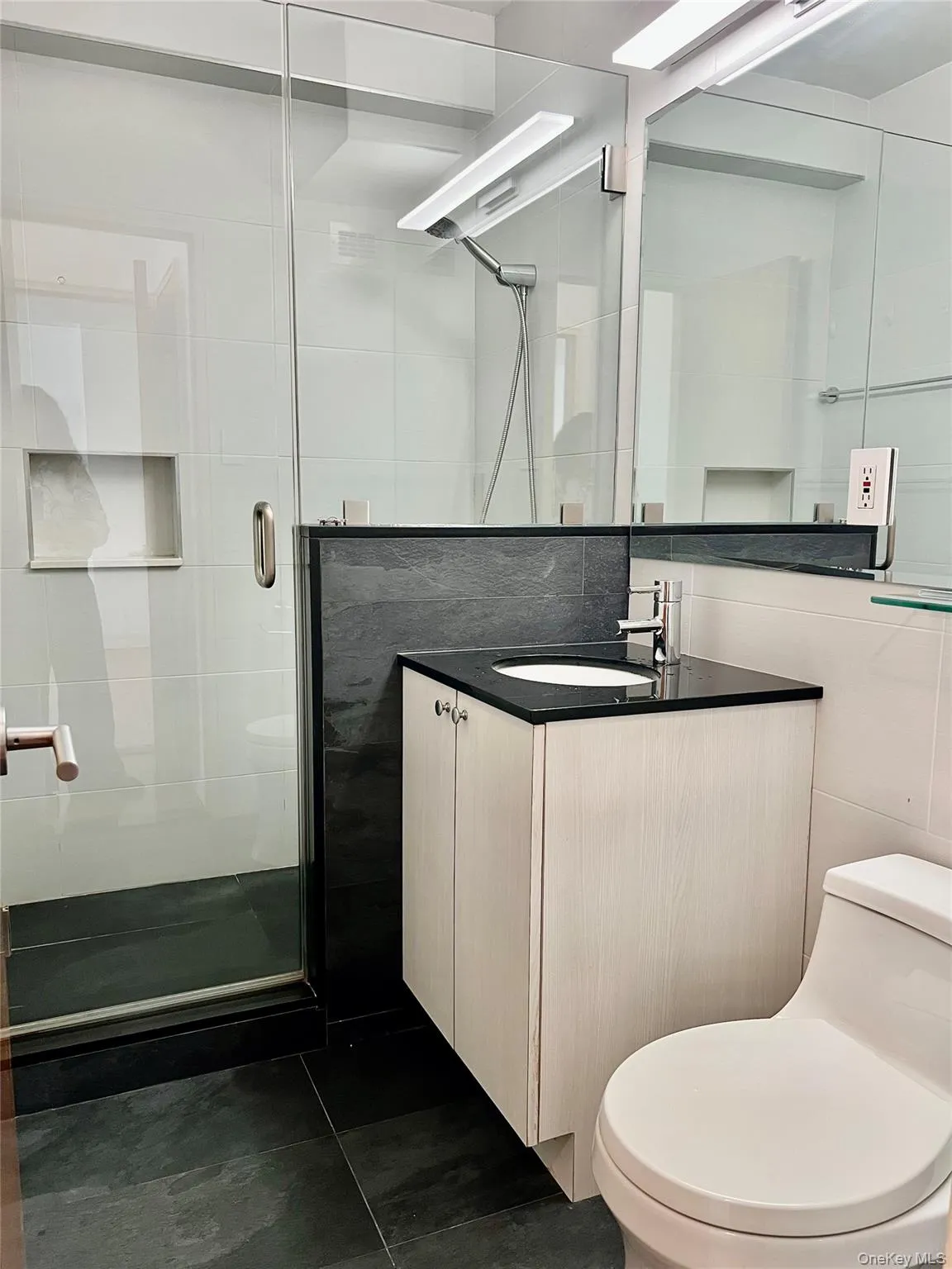 411 53rd Street, New York, NY, 2 Bedrooms Bedrooms, 5 Rooms Rooms,2 BathroomsBathrooms,Residential,For Rent,53rd,0,1023668 411 53rd Street, New York, NY, 2 Bedrooms Bedrooms, 5 Rooms Rooms,2 BathroomsBathrooms,Residential,For Rent,53rd,0,1023668