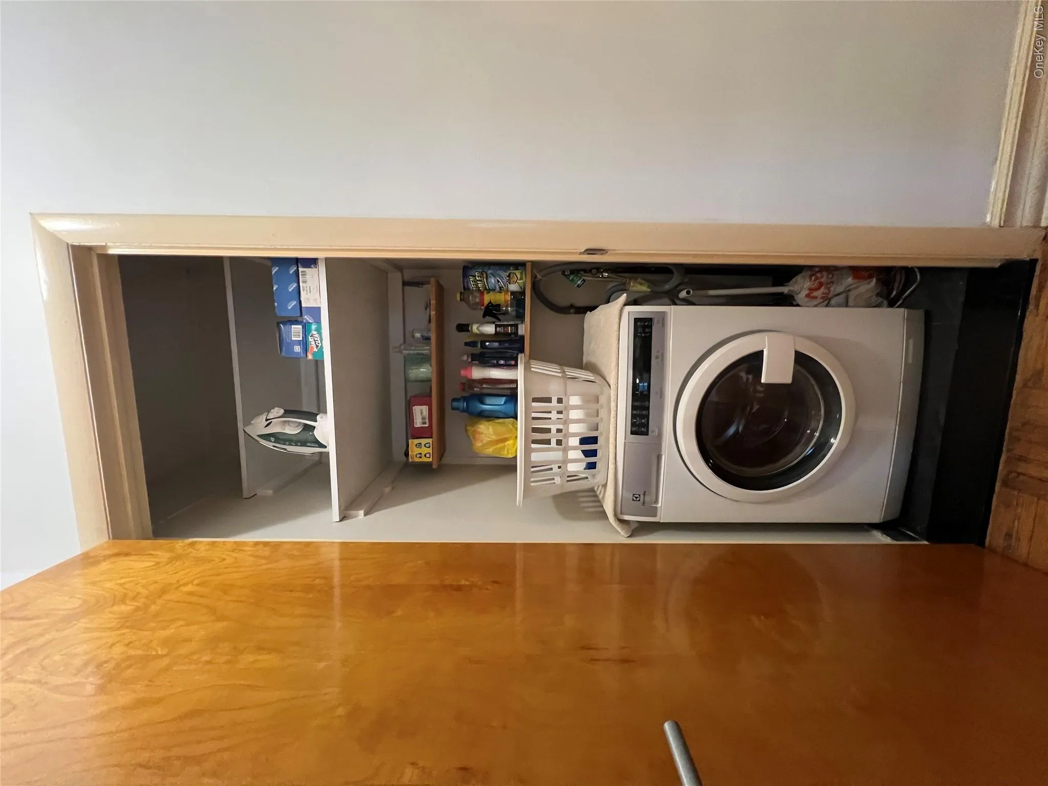 411 53rd Street, New York, NY, 2 Bedrooms Bedrooms, 5 Rooms Rooms,2 BathroomsBathrooms,Residential,For Rent,53rd,0,1023668 411 53rd Street, New York, NY, 2 Bedrooms Bedrooms, 5 Rooms Rooms,2 BathroomsBathrooms,Residential,For Rent,53rd,0,1023668