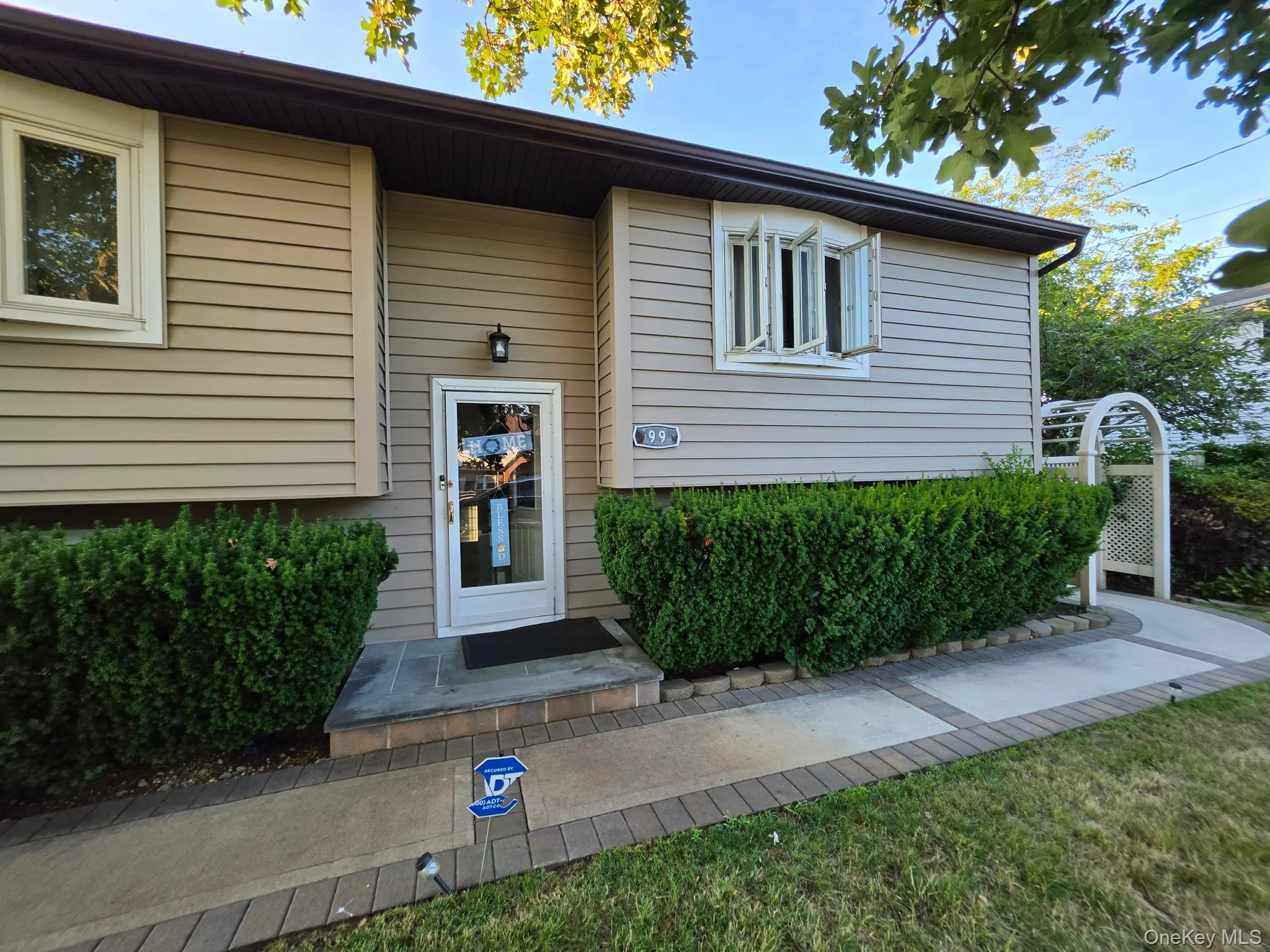 99 Cedar Road, Babylon, NY, 4 Bedrooms Bedrooms, 9 Rooms Rooms,2 BathroomsBathrooms,Residential,For Rent,Cedar,0,1023669 99 Cedar Road, Babylon, NY, 4 Bedrooms Bedrooms, 9 Rooms Rooms,2 BathroomsBathrooms,Residential,For Rent,Cedar,0,1023669
