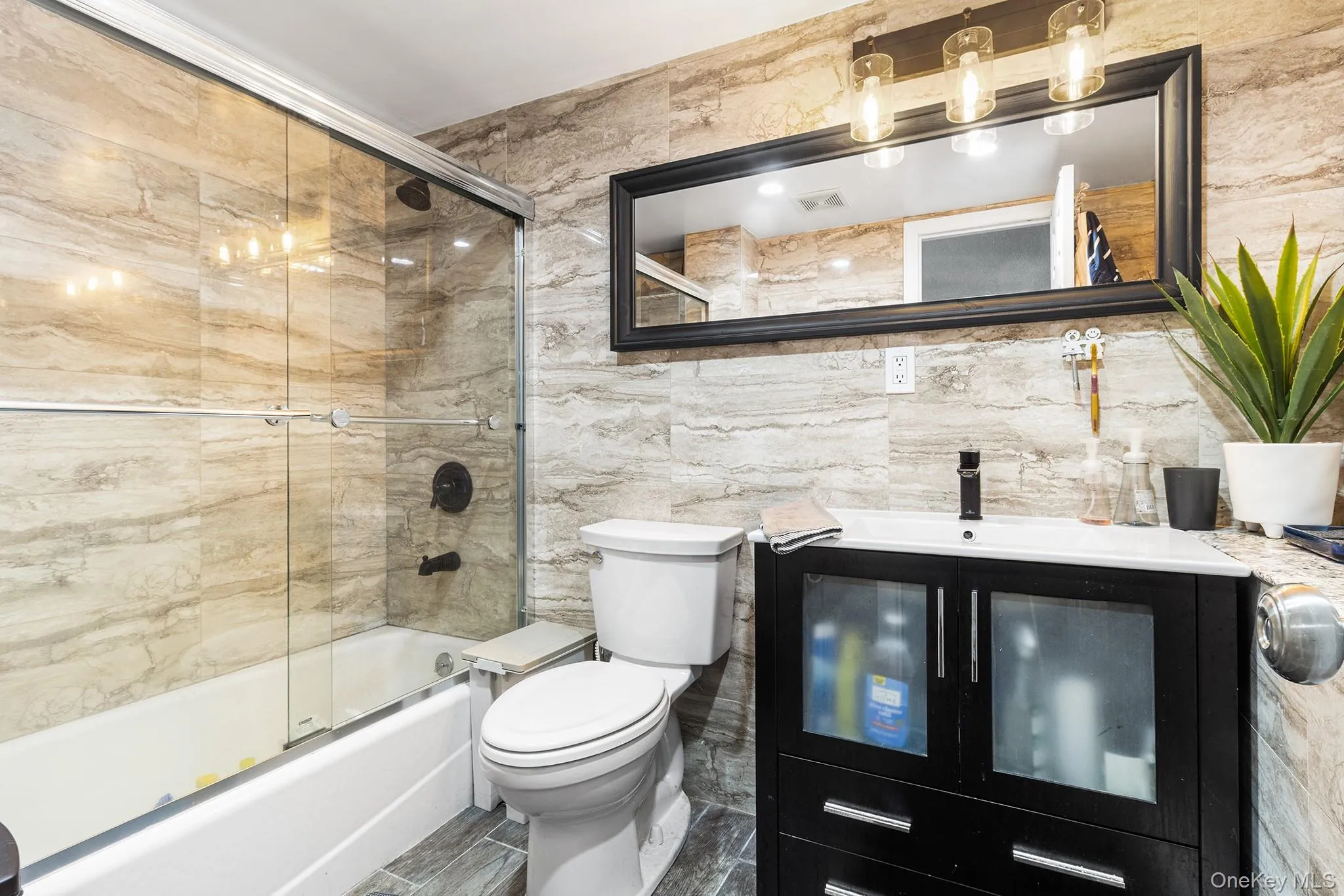 16 Obermueller Drive, Huntington, NY, 5 Bedrooms Bedrooms, 5 Rooms Rooms,2 BathroomsBathrooms,Residential,For Rent,Obermueller,0,1023673 16 Obermueller Drive, Huntington, NY, 5 Bedrooms Bedrooms, 5 Rooms Rooms,2 BathroomsBathrooms,Residential,For Rent,Obermueller,0,1023673