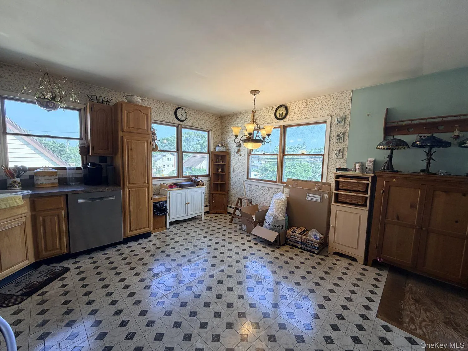 2851 Wilson Avenue, Hempstead, NY, 5 Bedrooms Bedrooms, 10 Rooms Rooms,2 BathroomsBathrooms,Residential,For Rent,Wilson,0,1023676 2851 Wilson Avenue, Hempstead, NY, 5 Bedrooms Bedrooms, 10 Rooms Rooms,2 BathroomsBathrooms,Residential,For Rent,Wilson,0,1023676