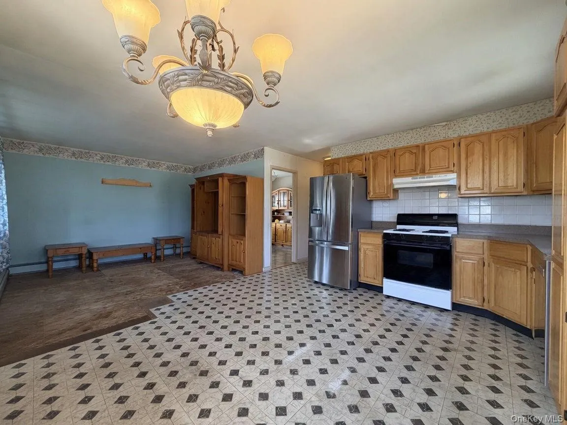 2851 Wilson Avenue, Hempstead, NY, 5 Bedrooms Bedrooms, 10 Rooms Rooms,2 BathroomsBathrooms,Residential,For Rent,Wilson,0,1023676 2851 Wilson Avenue, Hempstead, NY, 5 Bedrooms Bedrooms, 10 Rooms Rooms,2 BathroomsBathrooms,Residential,For Rent,Wilson,0,1023676