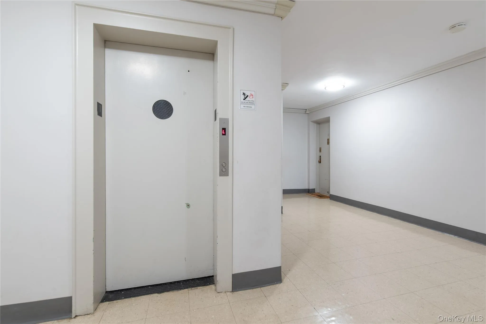 1 vincent Road, Yonkers, NY, 2 Bedrooms Bedrooms, 5 Rooms Rooms,1 BathroomBathrooms,Residential,For Rent,vincent,0,1023677 1 vincent Road, Yonkers, NY, 2 Bedrooms Bedrooms, 5 Rooms Rooms,1 BathroomBathrooms,Residential,For Rent,vincent,0,1023677