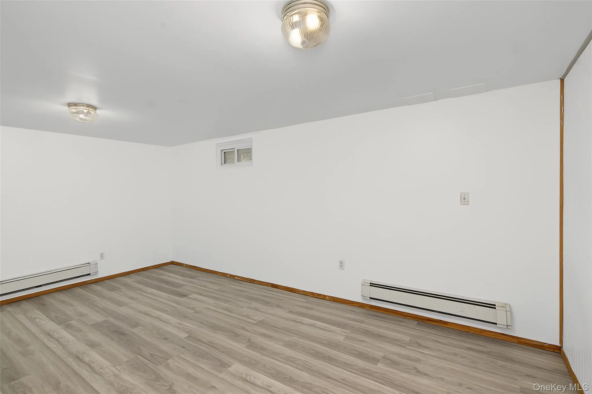 46 Oakland Avenue, Islip, NY, 5 Bedrooms Bedrooms, 9 Rooms Rooms,4 BathroomsBathrooms,Residential,For Rent,Oakland,0,1023681 46 Oakland Avenue, Islip, NY, 5 Bedrooms Bedrooms, 9 Rooms Rooms,4 BathroomsBathrooms,Residential,For Rent,Oakland,0,1023681