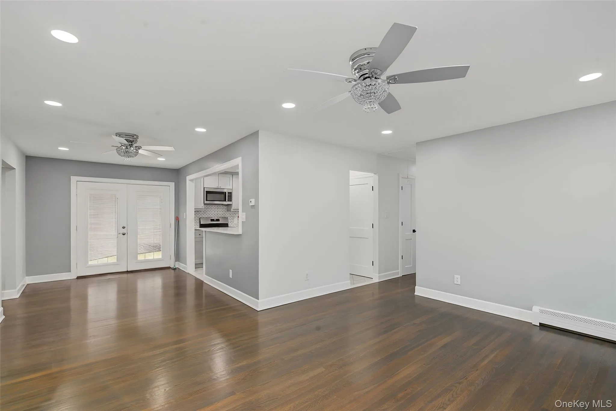 46 Oakland Avenue, Islip, NY, 5 Bedrooms Bedrooms, 9 Rooms Rooms,4 BathroomsBathrooms,Residential,For Rent,Oakland,0,1023681 46 Oakland Avenue, Islip, NY, 5 Bedrooms Bedrooms, 9 Rooms Rooms,4 BathroomsBathrooms,Residential,For Rent,Oakland,0,1023681