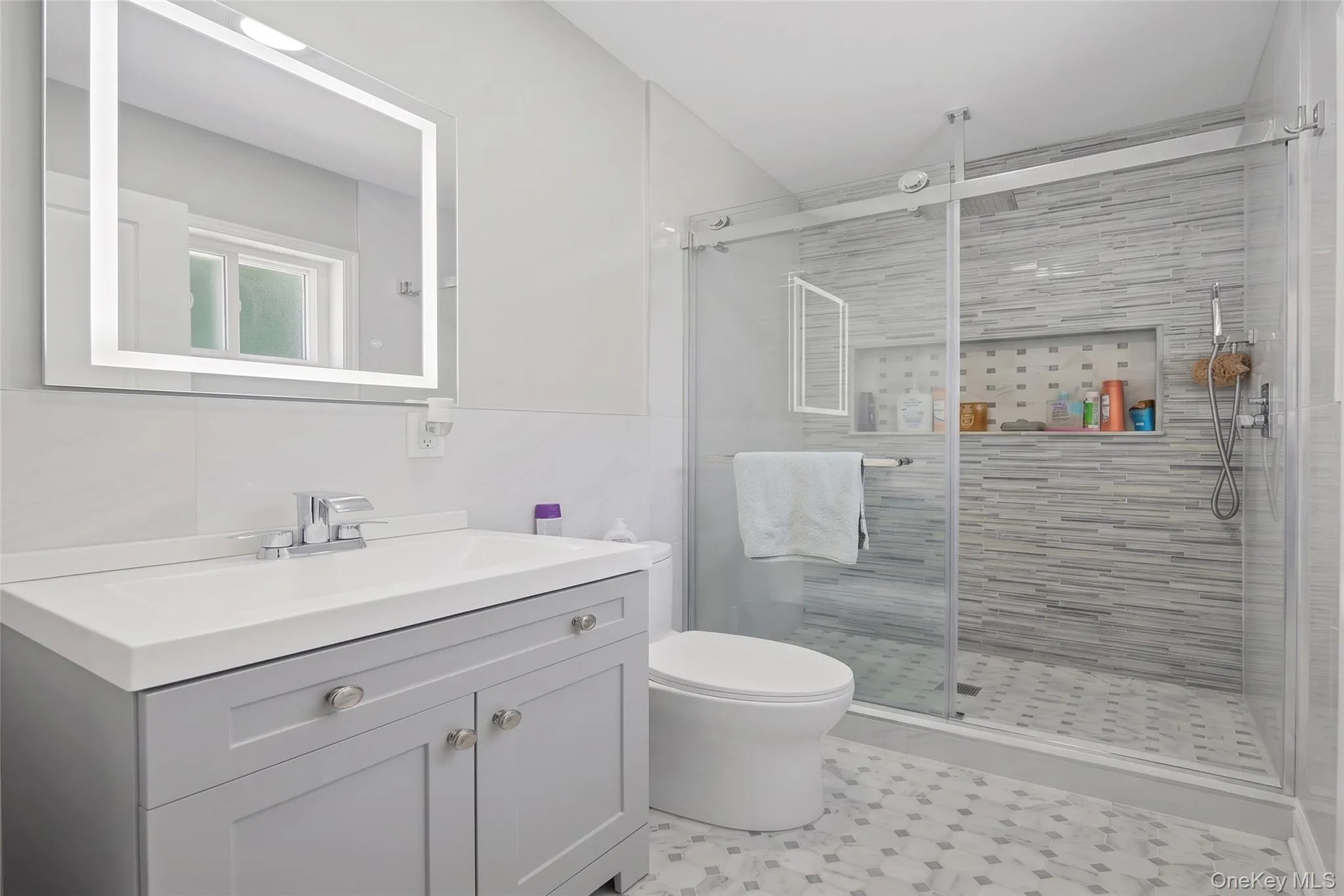 46 Oakland Avenue, Islip, NY, 5 Bedrooms Bedrooms, 9 Rooms Rooms,4 BathroomsBathrooms,Residential,For Rent,Oakland,0,1023681 46 Oakland Avenue, Islip, NY, 5 Bedrooms Bedrooms, 9 Rooms Rooms,4 BathroomsBathrooms,Residential,For Rent,Oakland,0,1023681