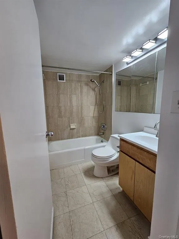 2287 Johnson Avenue, New York, NY, 1 Bedroom Bedrooms, 4 Rooms Rooms,1 BathroomBathrooms,Residential,For Rent,Johnson,0,1023684 2287 Johnson Avenue, New York, NY, 1 Bedroom Bedrooms, 4 Rooms Rooms,1 BathroomBathrooms,Residential,For Rent,Johnson,0,1023684