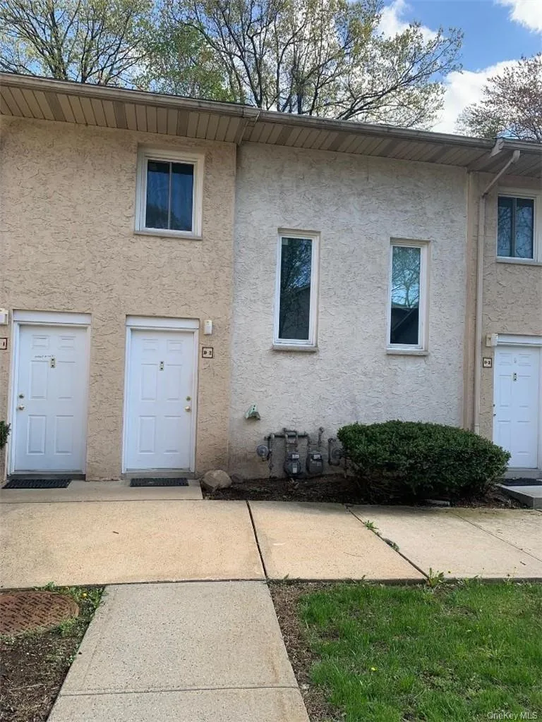 There's a private entrance which leads directly into the apartment There's a private entrance which leads directly into the apartment