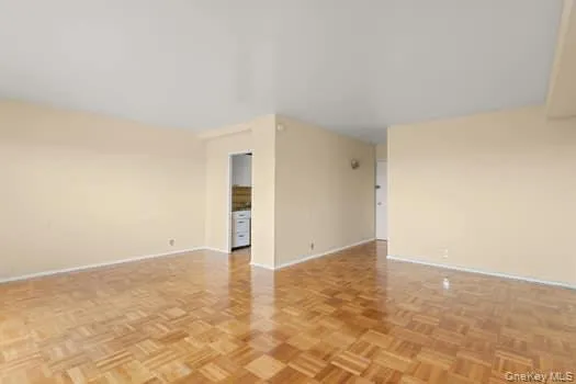 Livingroom and dinning area. Livingroom and dinning area.