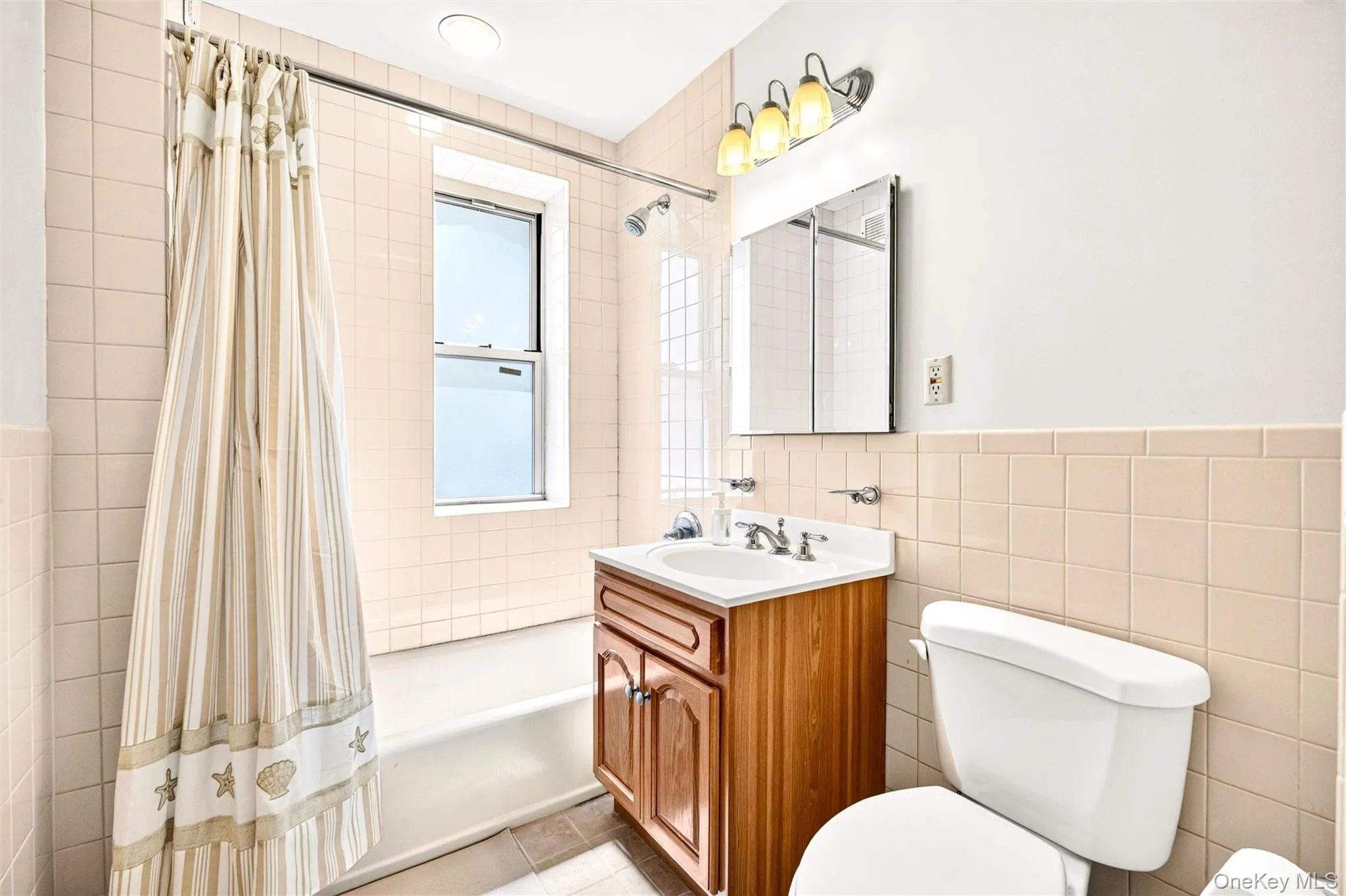 85 Bronx River Road, Yonkers, NY, 1 Bedroom Bedrooms, 4 Rooms Rooms,1 BathroomBathrooms,Residential,For Rent,Bronx River,0,1023689 85 Bronx River Road, Yonkers, NY, 1 Bedroom Bedrooms, 4 Rooms Rooms,1 BathroomBathrooms,Residential,For Rent,Bronx River,0,1023689