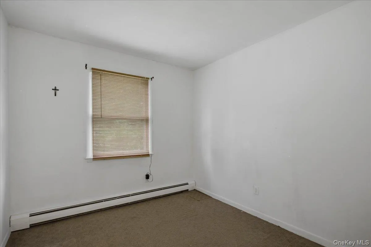 184 Fulton Street, Poughkeepsie, NY, 3 Bedrooms Bedrooms, 8 Rooms Rooms,2 BathroomsBathrooms,Residential,For Rent,Fulton,0,1023691 184 Fulton Street, Poughkeepsie, NY, 3 Bedrooms Bedrooms, 8 Rooms Rooms,2 BathroomsBathrooms,Residential,For Rent,Fulton,0,1023691