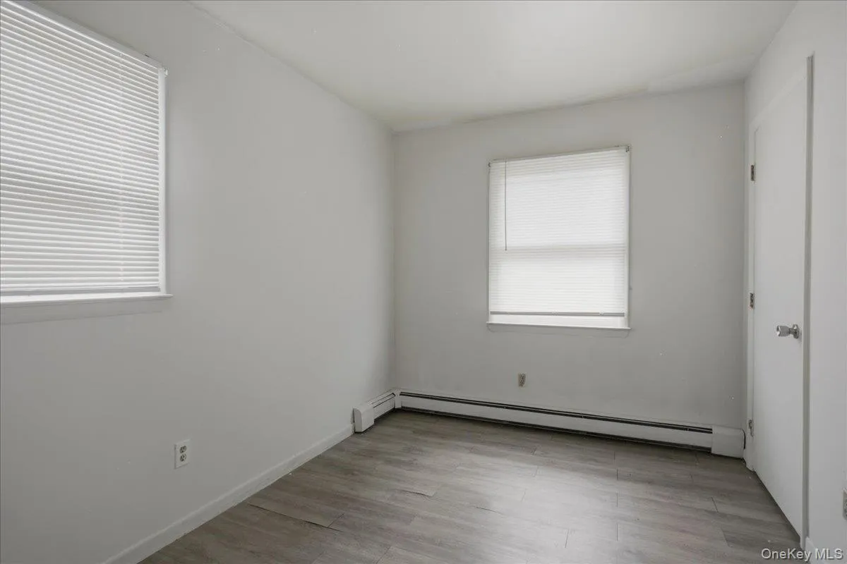 184 Fulton Street, Poughkeepsie, NY, 3 Bedrooms Bedrooms, 8 Rooms Rooms,2 BathroomsBathrooms,Residential,For Rent,Fulton,0,1023691 184 Fulton Street, Poughkeepsie, NY, 3 Bedrooms Bedrooms, 8 Rooms Rooms,2 BathroomsBathrooms,Residential,For Rent,Fulton,0,1023691