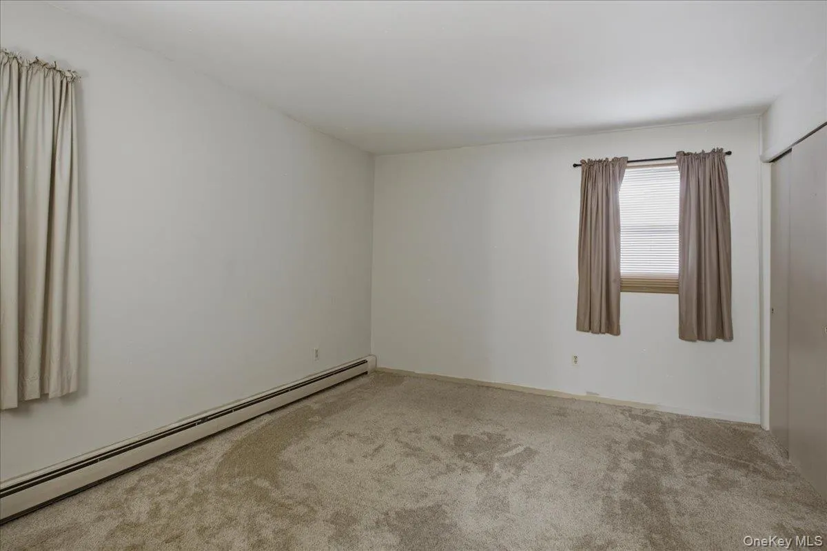 184 Fulton Street, Poughkeepsie, NY, 3 Bedrooms Bedrooms, 8 Rooms Rooms,2 BathroomsBathrooms,Residential,For Rent,Fulton,0,1023691 184 Fulton Street, Poughkeepsie, NY, 3 Bedrooms Bedrooms, 8 Rooms Rooms,2 BathroomsBathrooms,Residential,For Rent,Fulton,0,1023691