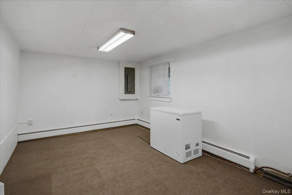184 Fulton Street, Poughkeepsie, NY, 3 Bedrooms Bedrooms, 8 Rooms Rooms,2 BathroomsBathrooms,Residential,For Rent,Fulton,0,1023691 184 Fulton Street, Poughkeepsie, NY, 3 Bedrooms Bedrooms, 8 Rooms Rooms,2 BathroomsBathrooms,Residential,For Rent,Fulton,0,1023691