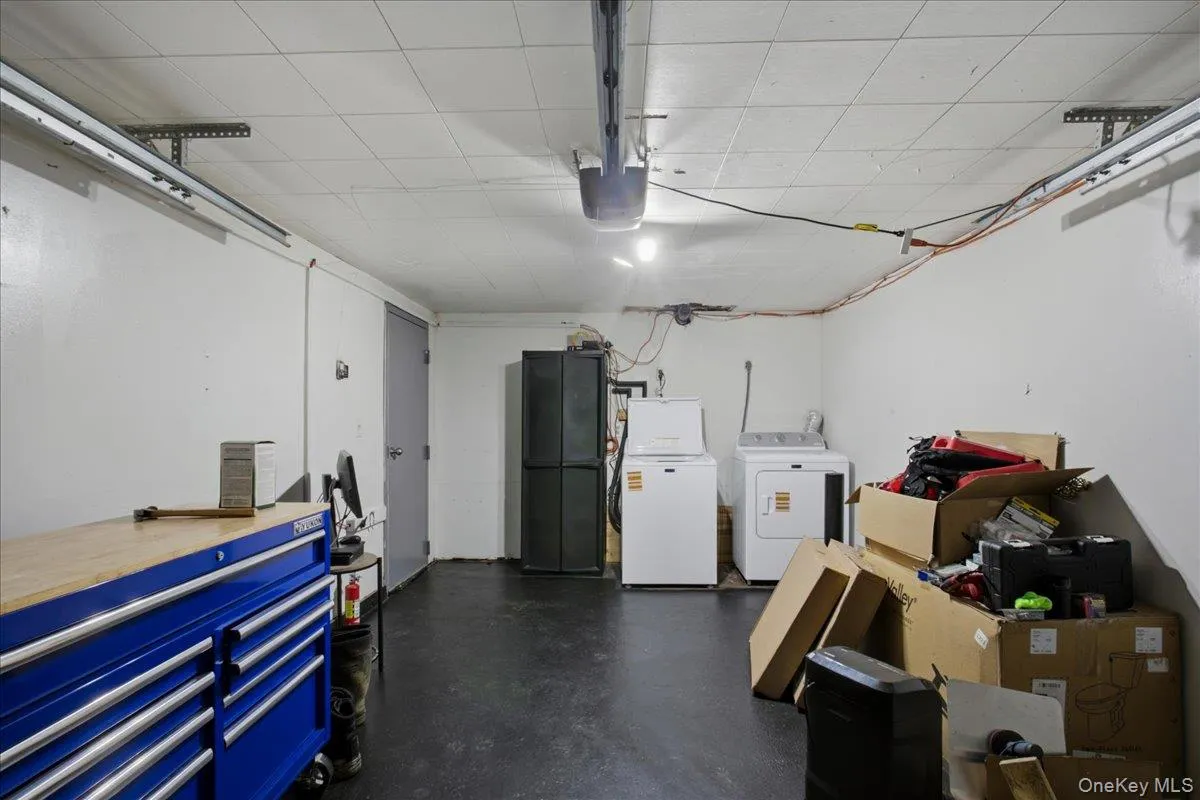 184 Fulton Street, Poughkeepsie, NY, 3 Bedrooms Bedrooms, 8 Rooms Rooms,2 BathroomsBathrooms,Residential,For Rent,Fulton,0,1023691 184 Fulton Street, Poughkeepsie, NY, 3 Bedrooms Bedrooms, 8 Rooms Rooms,2 BathroomsBathrooms,Residential,For Rent,Fulton,0,1023691