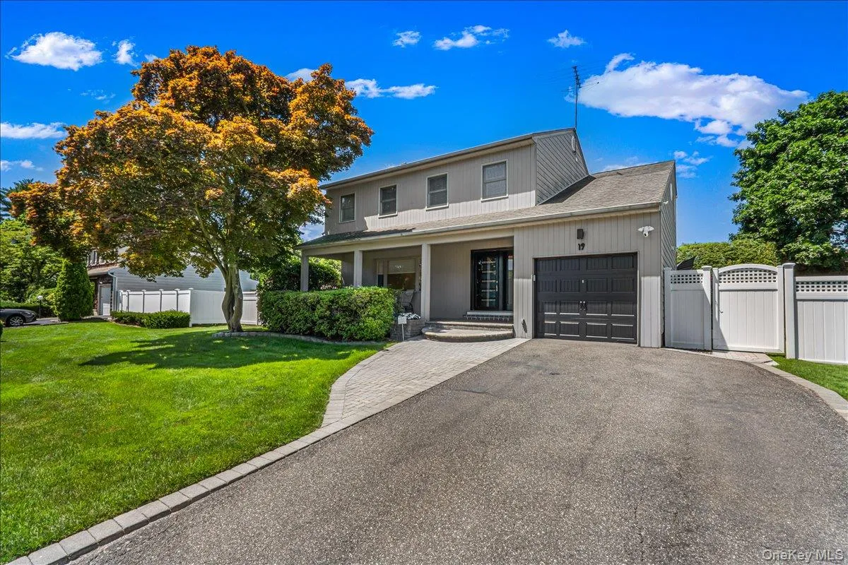 19 Evon Drive, Oyster Bay, NY, 4 Bedrooms Bedrooms, 8 Rooms Rooms,2 BathroomsBathrooms,Residential,For Rent,Evon,0,1023692 19 Evon Drive, Oyster Bay, NY, 4 Bedrooms Bedrooms, 8 Rooms Rooms,2 BathroomsBathrooms,Residential,For Rent,Evon,0,1023692