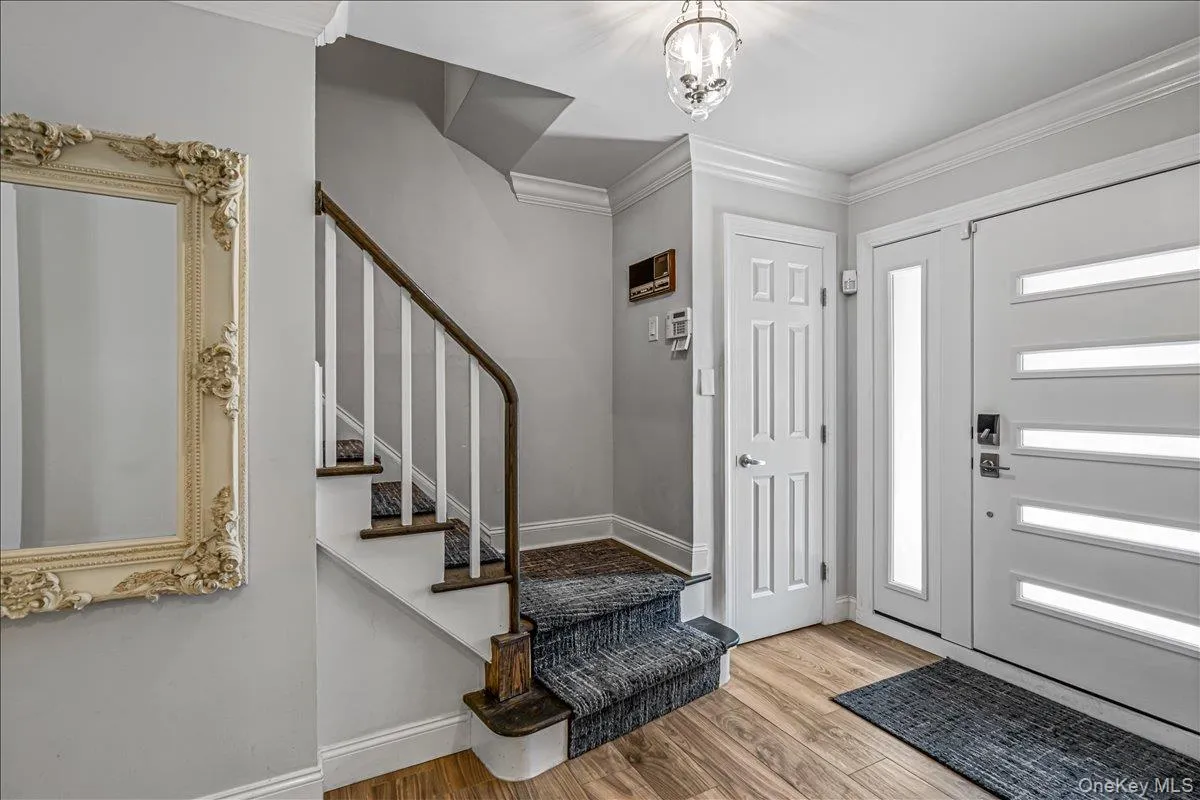 19 Evon Drive, Oyster Bay, NY, 4 Bedrooms Bedrooms, 8 Rooms Rooms,2 BathroomsBathrooms,Residential,For Rent,Evon,0,1023692 19 Evon Drive, Oyster Bay, NY, 4 Bedrooms Bedrooms, 8 Rooms Rooms,2 BathroomsBathrooms,Residential,For Rent,Evon,0,1023692