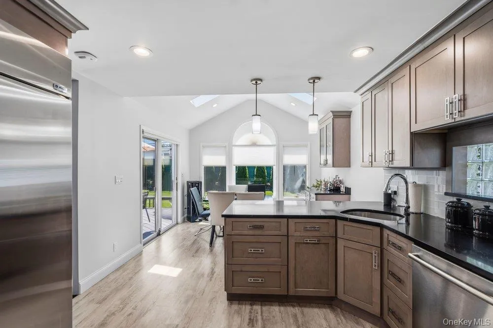 3 Nora Lane, Oyster Bay, NY, 3 Bedrooms Bedrooms, 9 Rooms Rooms,2 BathroomsBathrooms,Residential,For Rent,Nora,0,1023705 3 Nora Lane, Oyster Bay, NY, 3 Bedrooms Bedrooms, 9 Rooms Rooms,2 BathroomsBathrooms,Residential,For Rent,Nora,0,1023705