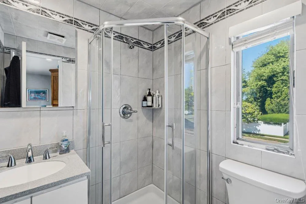 3 Nora Lane, Oyster Bay, NY, 3 Bedrooms Bedrooms, 9 Rooms Rooms,2 BathroomsBathrooms,Residential,For Rent,Nora,0,1023705 3 Nora Lane, Oyster Bay, NY, 3 Bedrooms Bedrooms, 9 Rooms Rooms,2 BathroomsBathrooms,Residential,For Rent,Nora,0,1023705