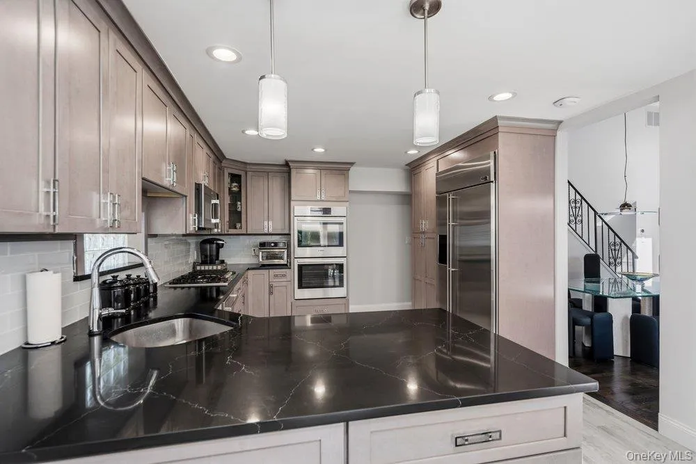 3 Nora Lane, Oyster Bay, NY, 3 Bedrooms Bedrooms, 9 Rooms Rooms,2 BathroomsBathrooms,Residential,For Rent,Nora,0,1023705 3 Nora Lane, Oyster Bay, NY, 3 Bedrooms Bedrooms, 9 Rooms Rooms,2 BathroomsBathrooms,Residential,For Rent,Nora,0,1023705