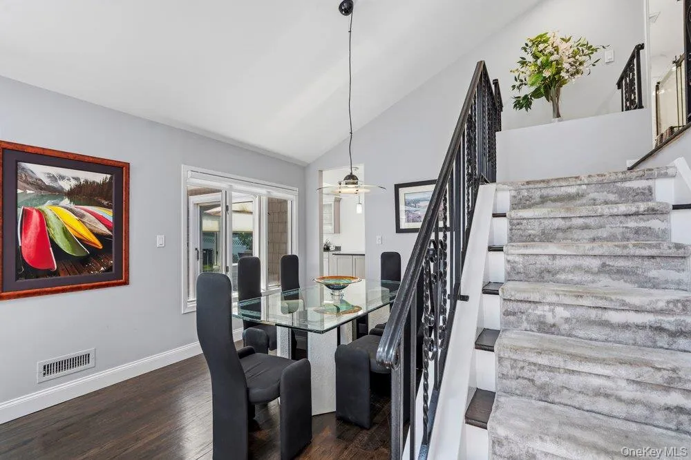 3 Nora Lane, Oyster Bay, NY, 3 Bedrooms Bedrooms, 9 Rooms Rooms,2 BathroomsBathrooms,Residential,For Rent,Nora,0,1023705 3 Nora Lane, Oyster Bay, NY, 3 Bedrooms Bedrooms, 9 Rooms Rooms,2 BathroomsBathrooms,Residential,For Rent,Nora,0,1023705