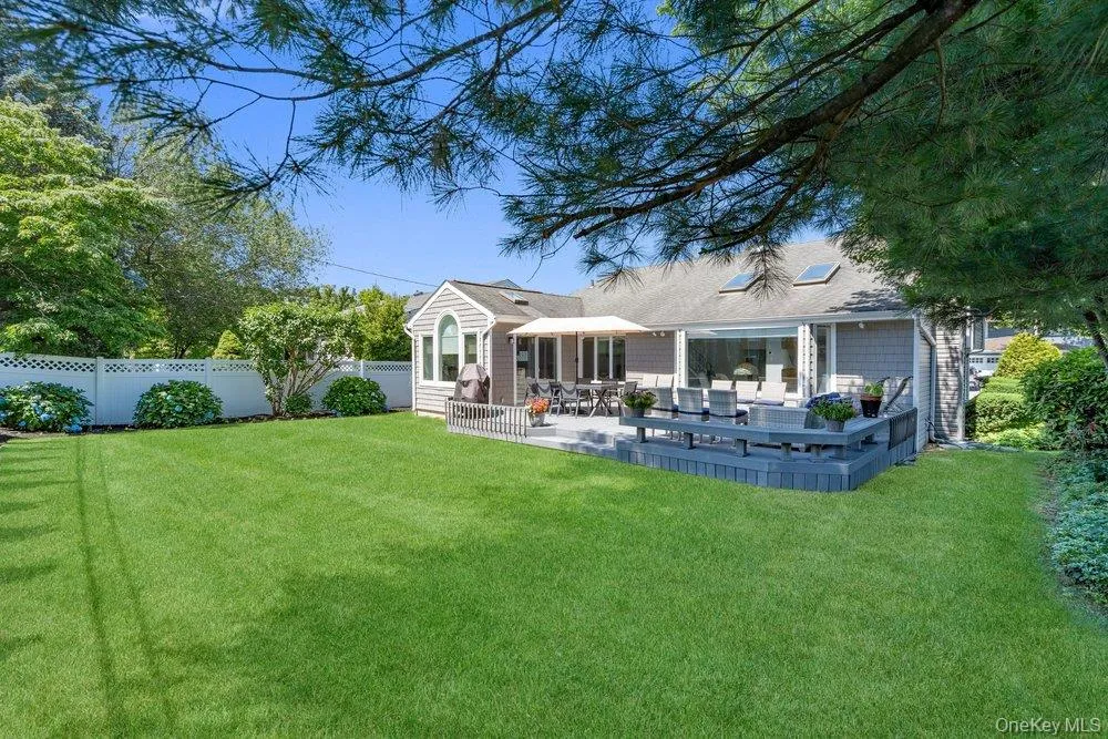 3 Nora Lane, Oyster Bay, NY, 3 Bedrooms Bedrooms, 9 Rooms Rooms,2 BathroomsBathrooms,Residential,For Rent,Nora,0,1023705 3 Nora Lane, Oyster Bay, NY, 3 Bedrooms Bedrooms, 9 Rooms Rooms,2 BathroomsBathrooms,Residential,For Rent,Nora,0,1023705